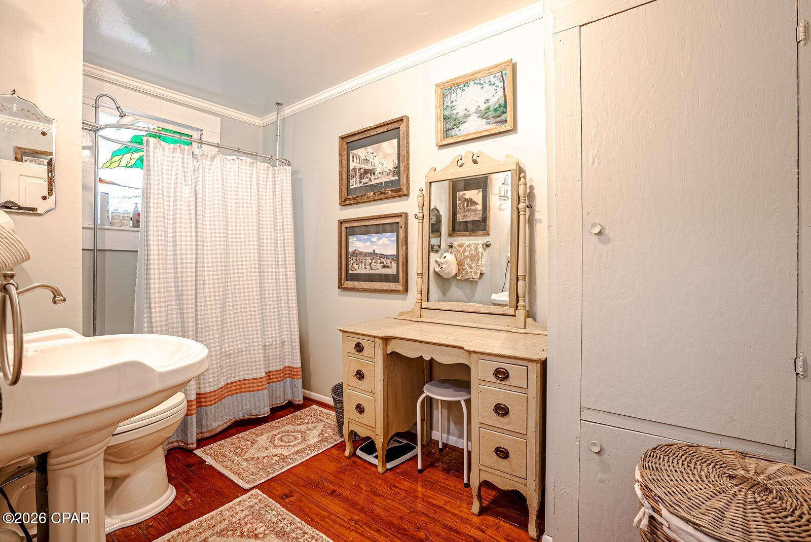 Image 38 For 804 Balboa Avenue