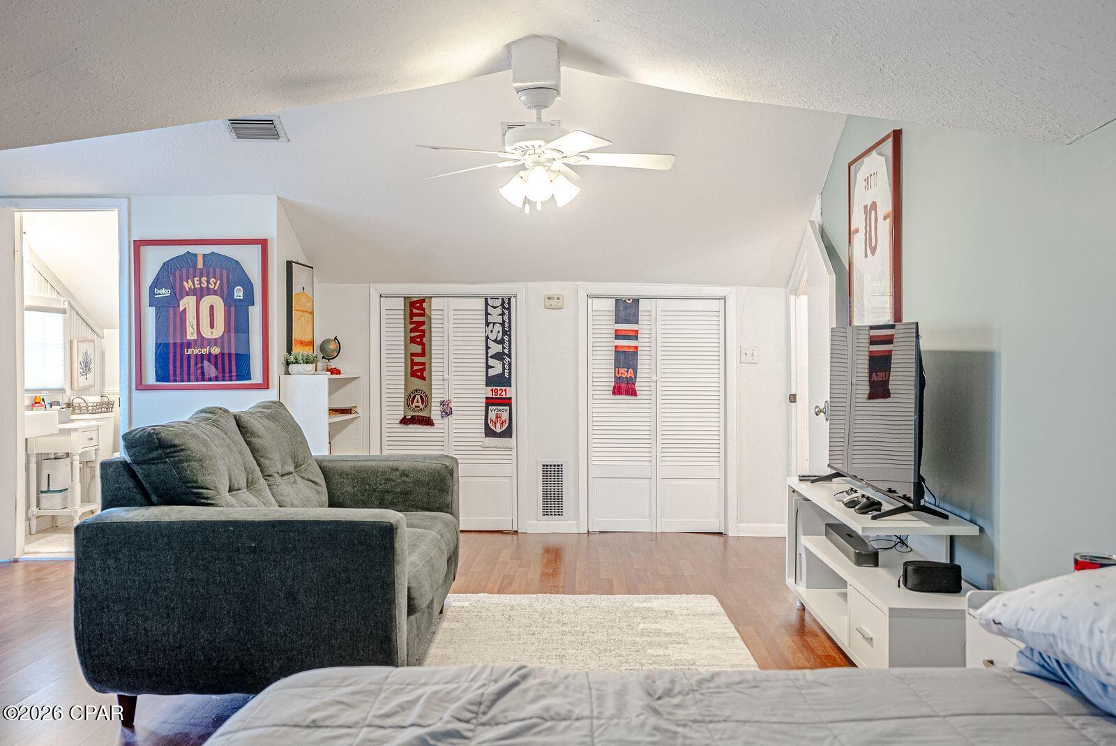 Image 45 For 804 Balboa Avenue