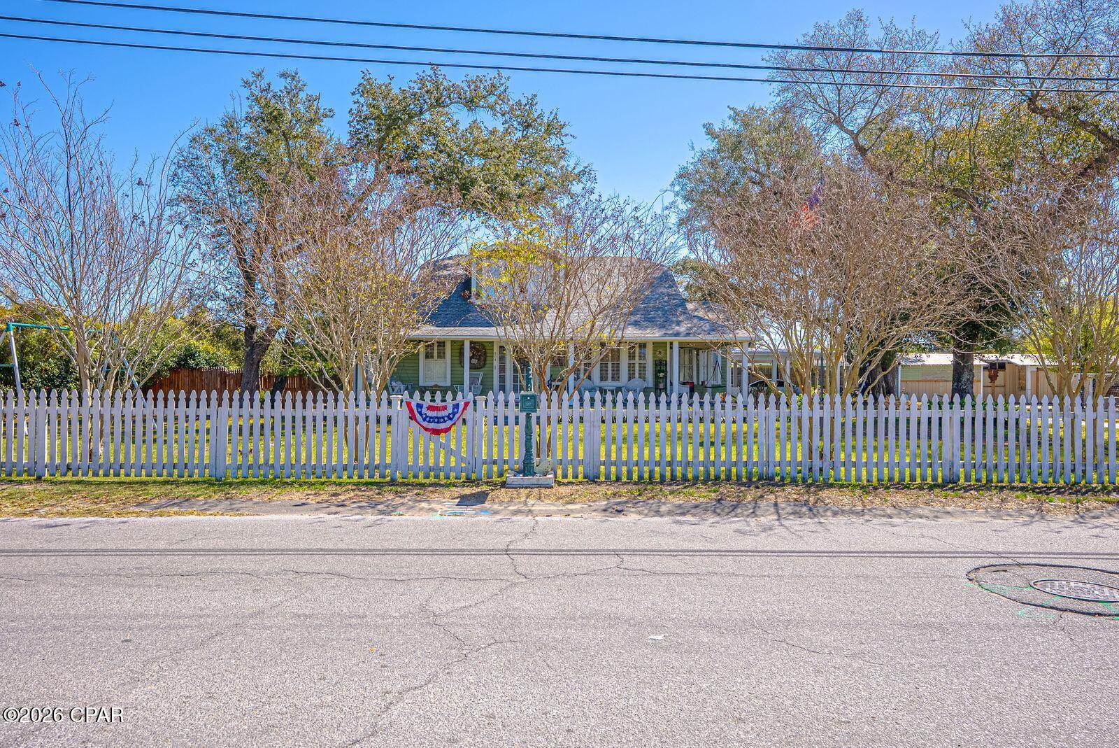 Image 7 For 804 Balboa Avenue