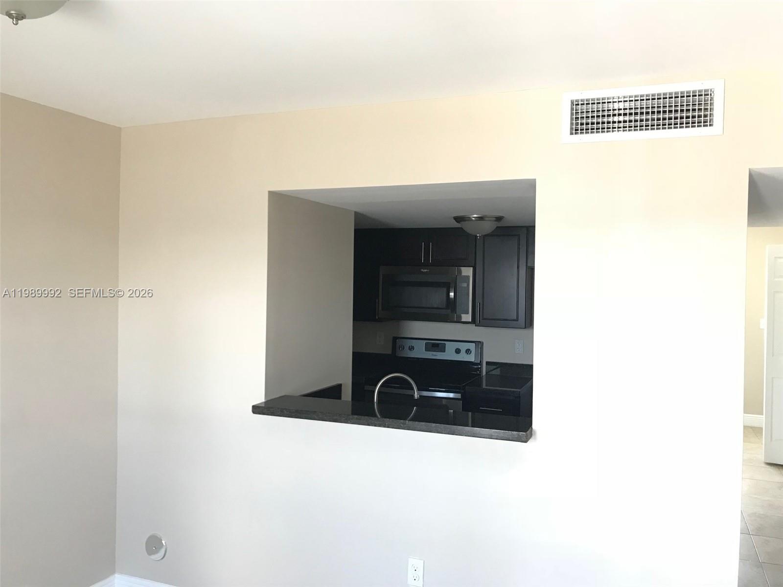 Spacious two-story condominium unit featuring 3 bedrooms, 1 full bathroom, and 1 half bath. Ideally located in Overtown, just steps from Wynwood, with easy access to major highways and only a few blocks from the Medical District. This unit offers great potential for both comfortable living or investment in a rapidly growing area.