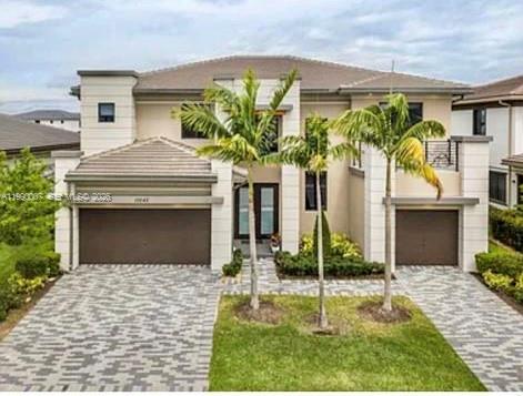 10545 S Lago Vista Circle