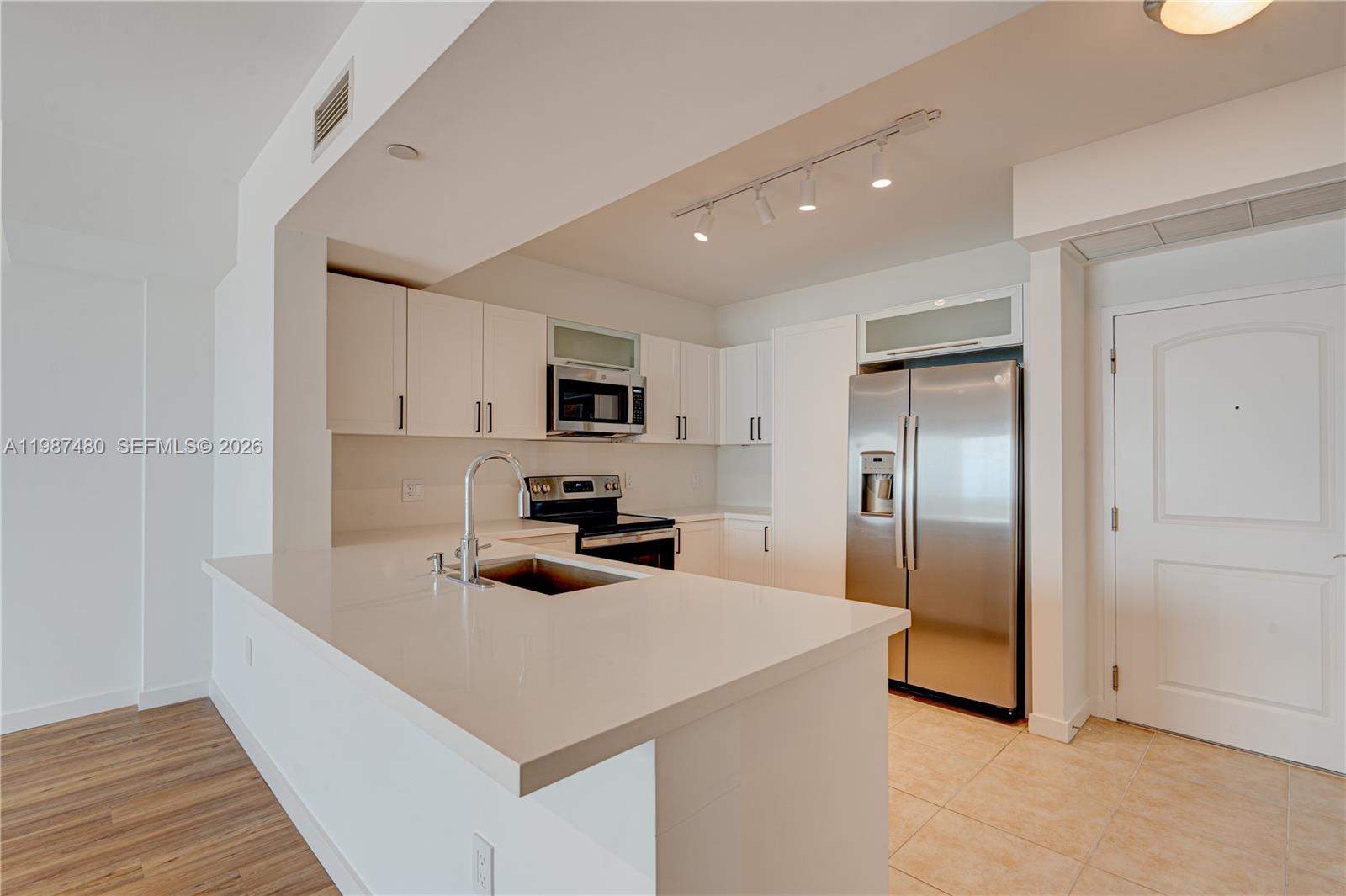Property photo # 0