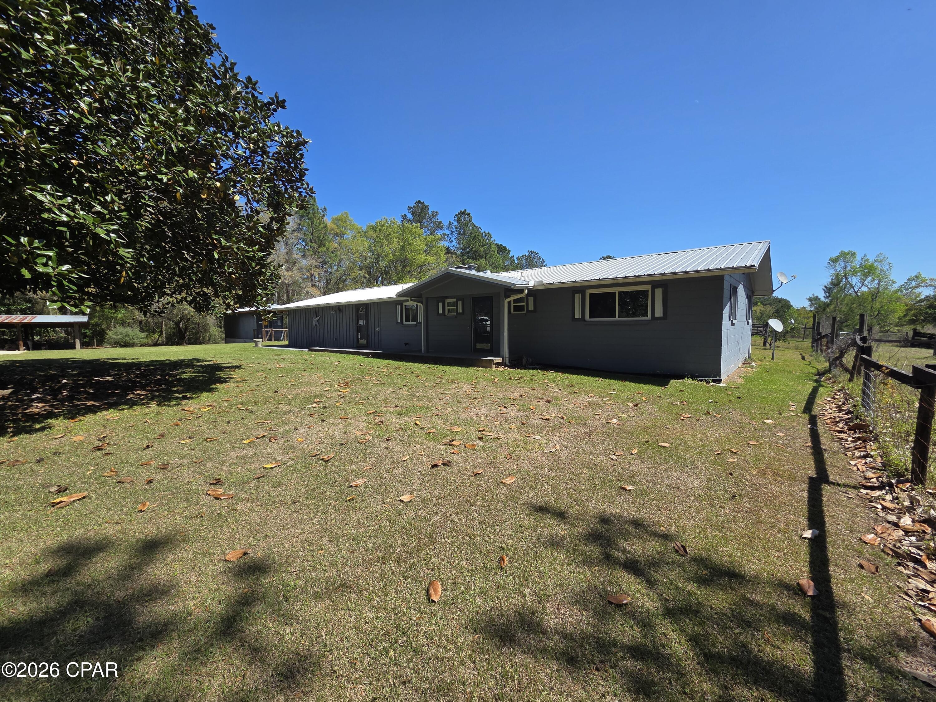 Details for 2491 River Road, Caryville, FL 32427
