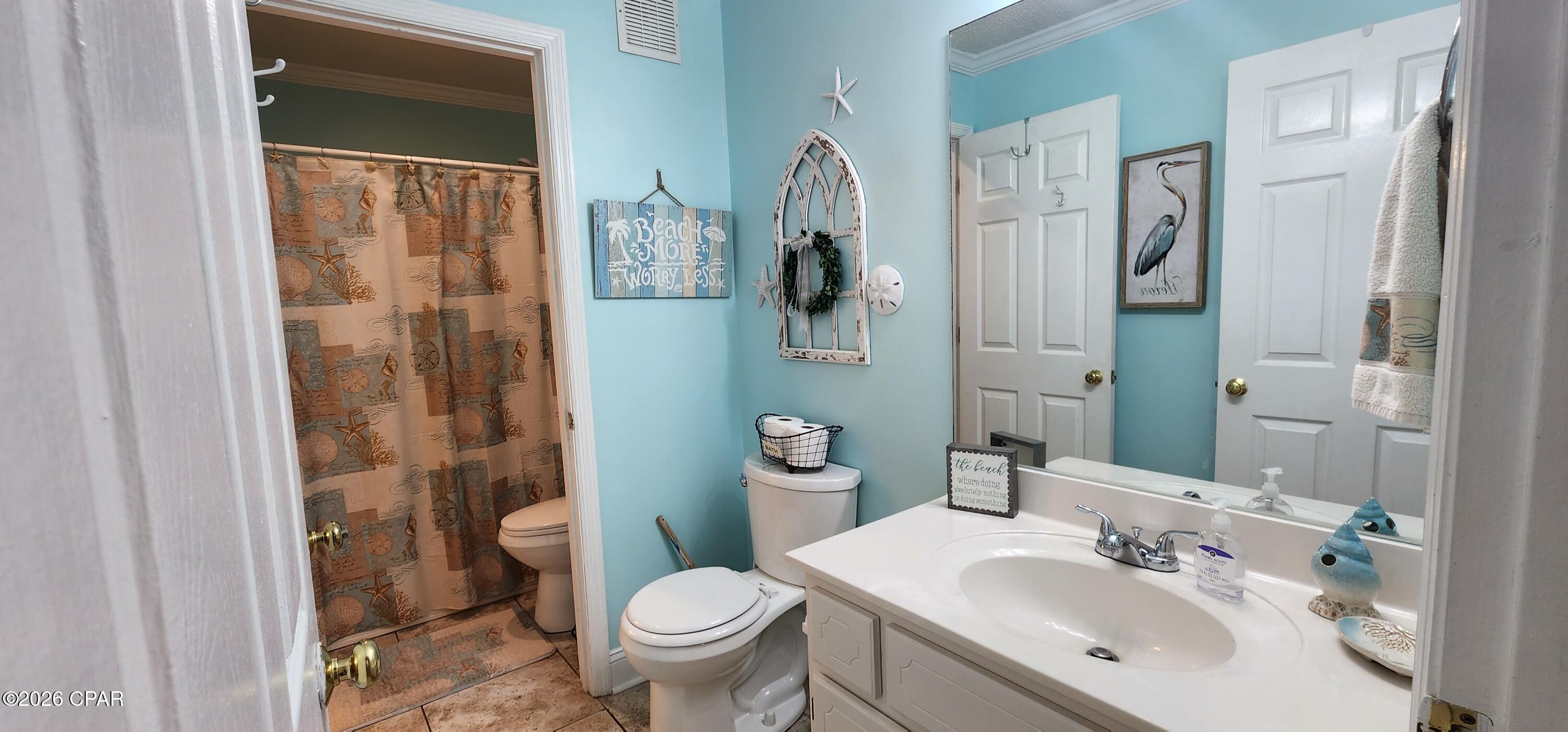 Image 13 For 17462 Front Beach Road 54103