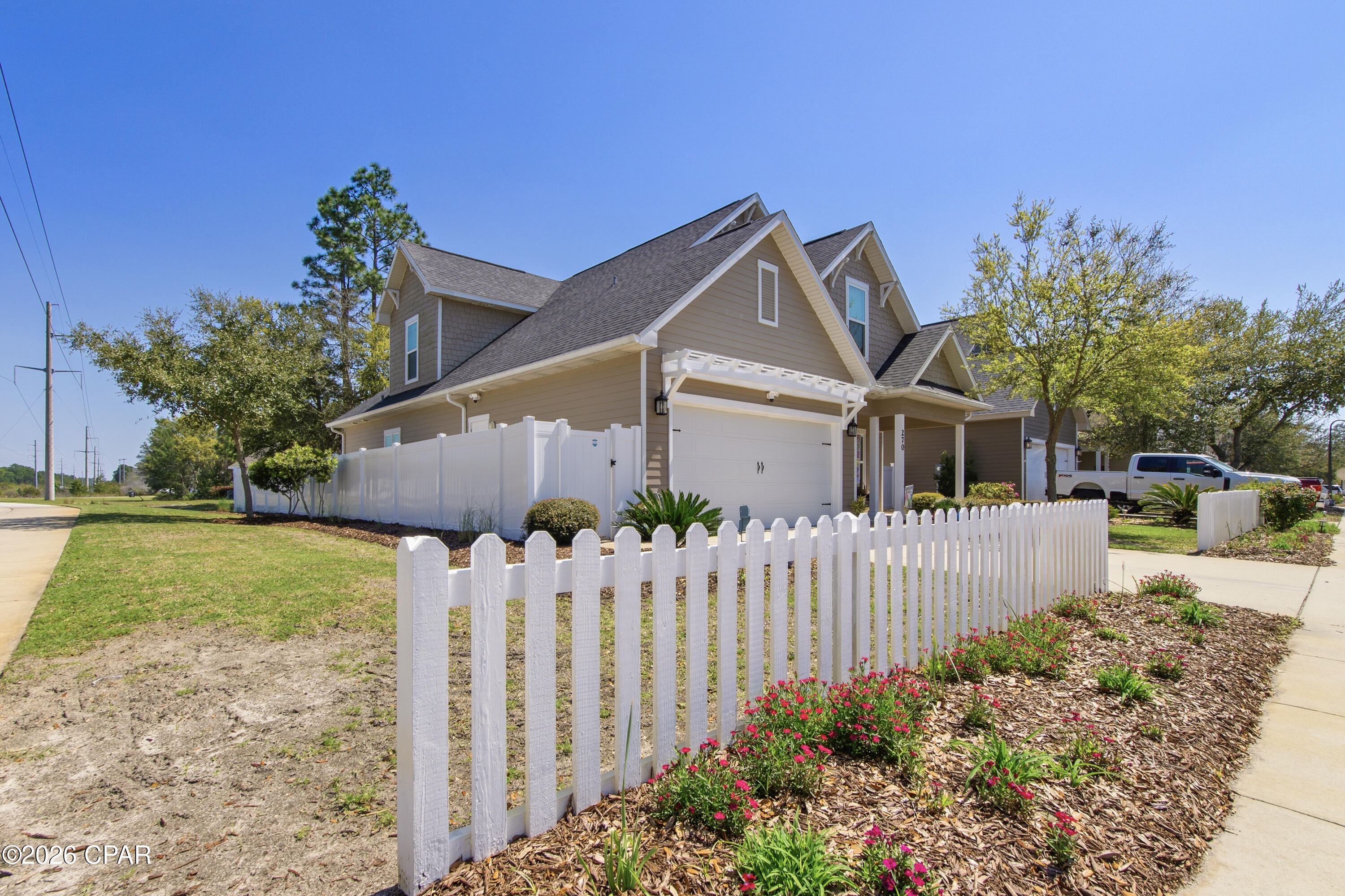 Image 2 For 270 Blakely Drew Boulevard