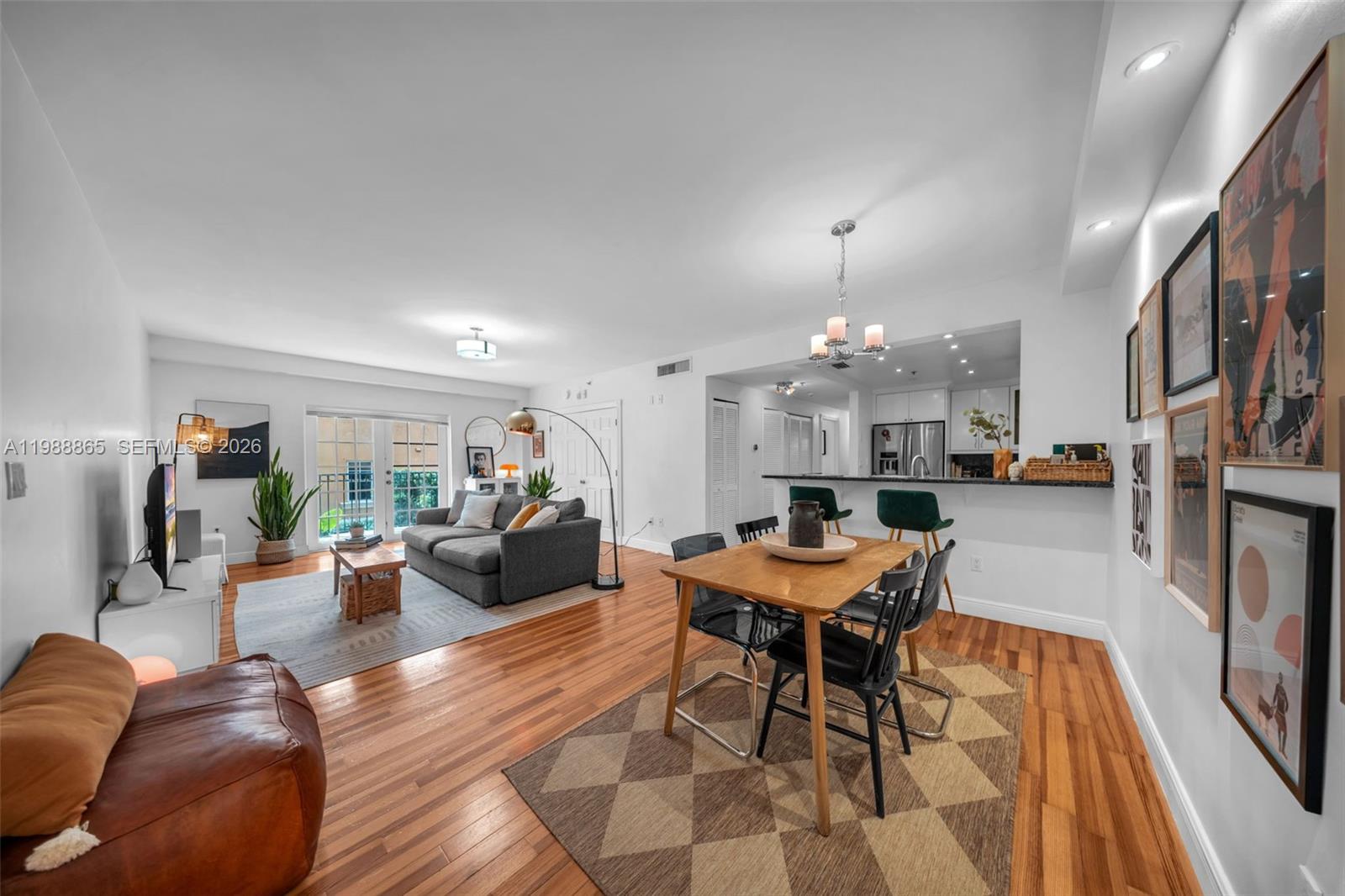 La Hacienda In The Gables