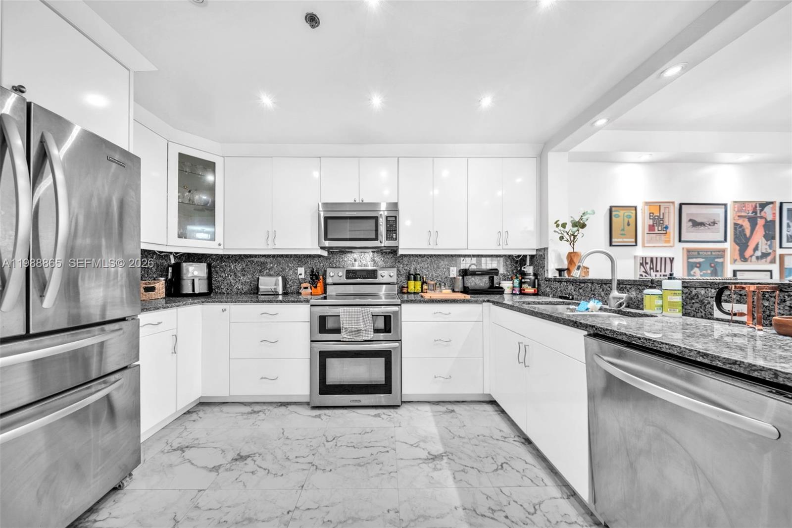 Property photo # 4