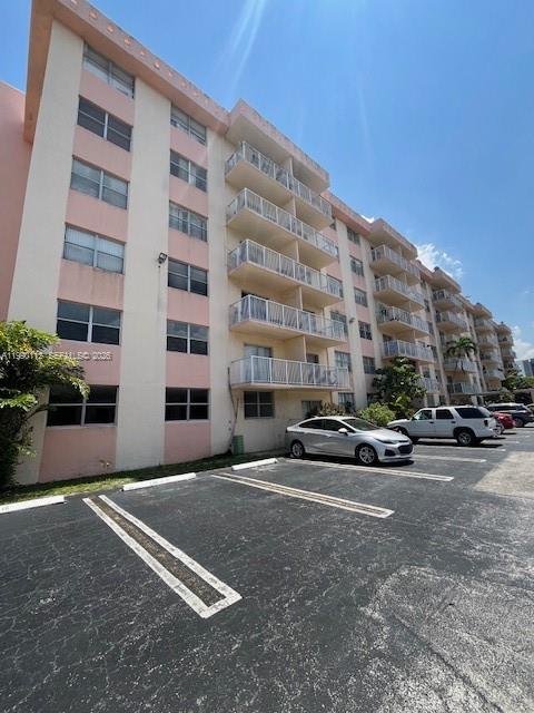 Tall Trees Condo