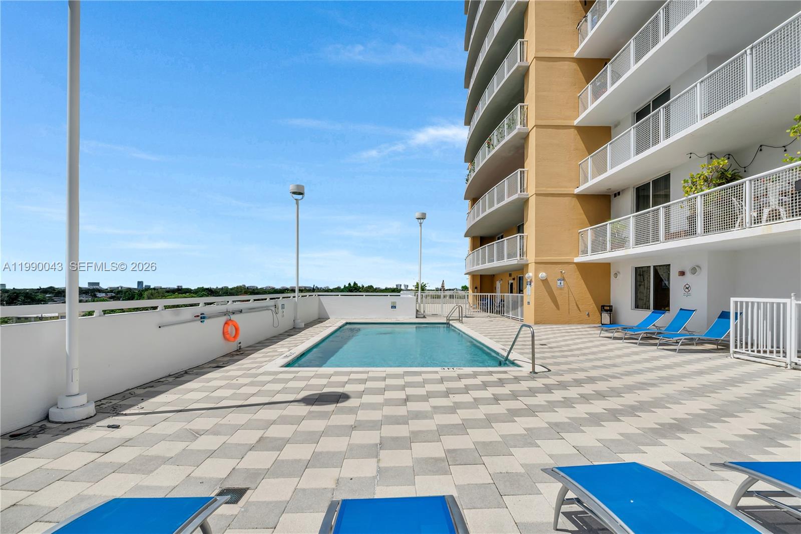 Property photo # 6