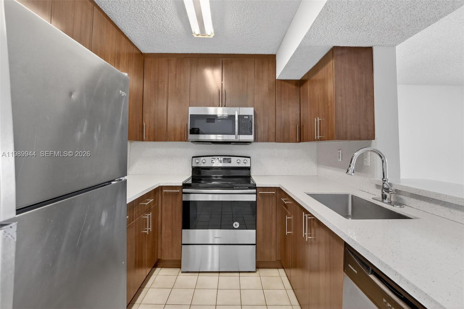Property photo # 9
