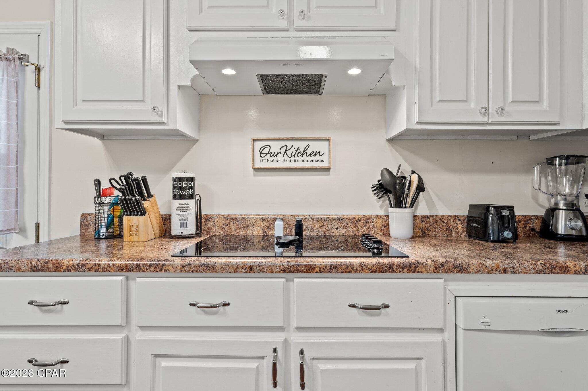 4025 Venus Street, Panama City Beach, FL 32408 thumbnail, photo 13 of 34