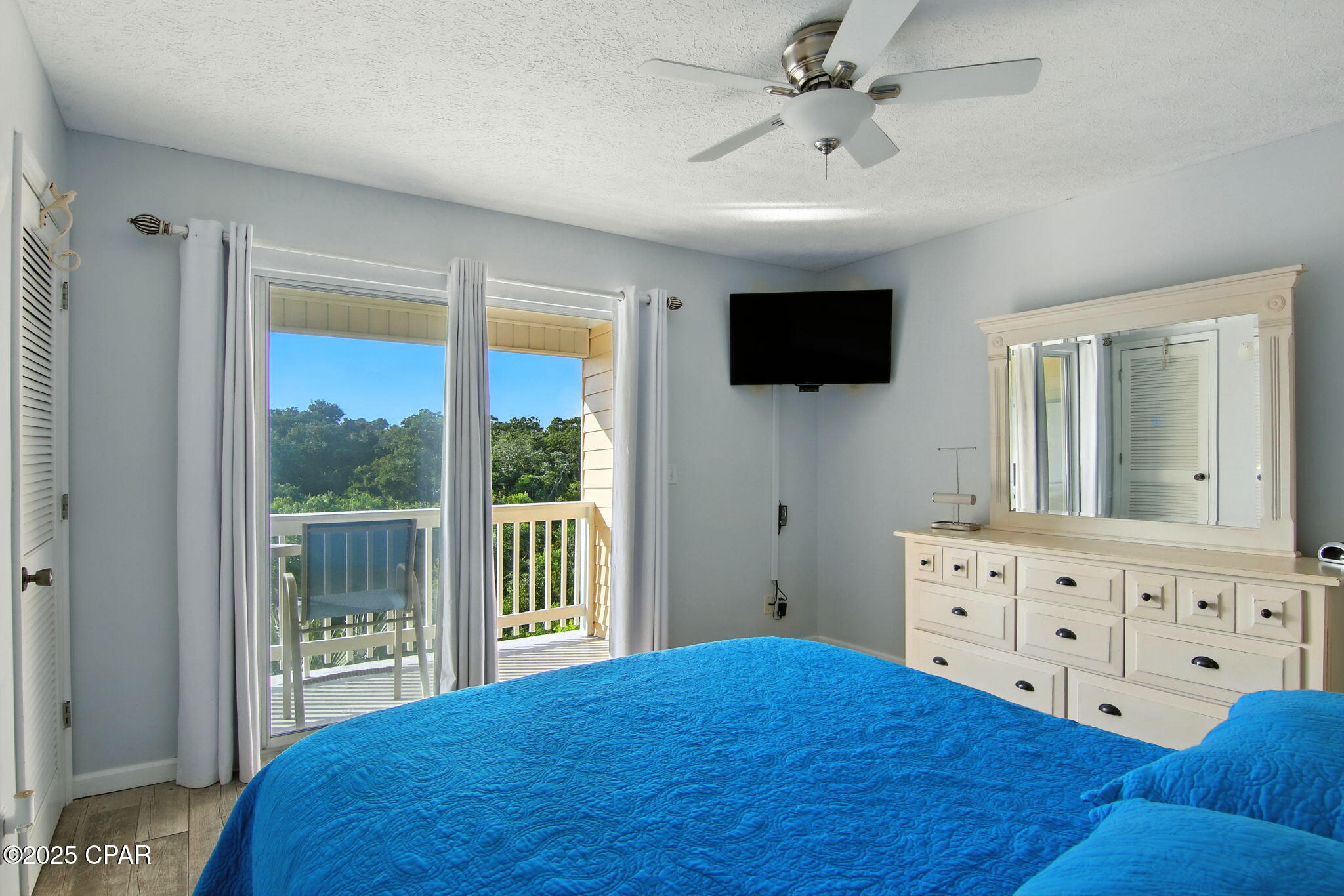 Image 22 For 17680 Front Beach Road B302