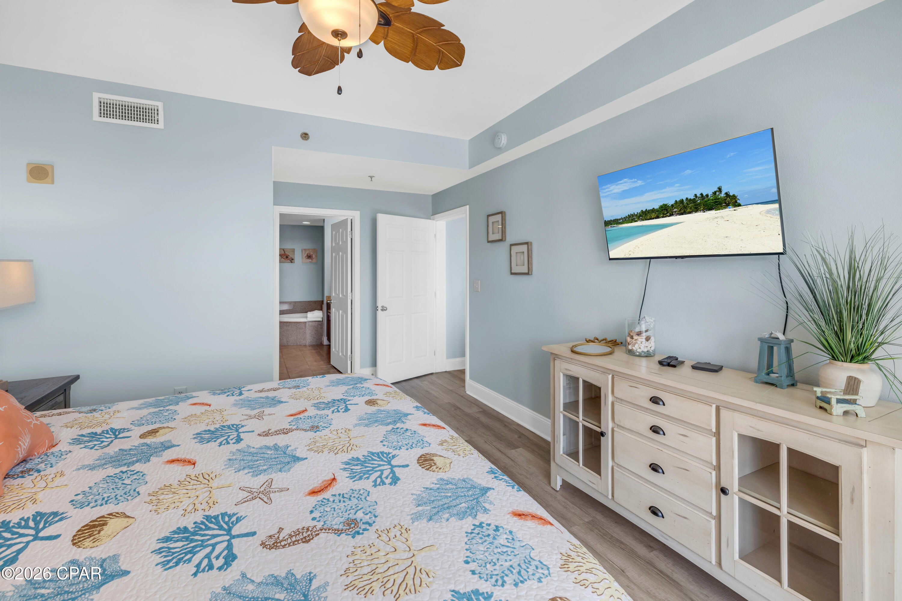 Image 41 For 9860 Thomas Drive 501