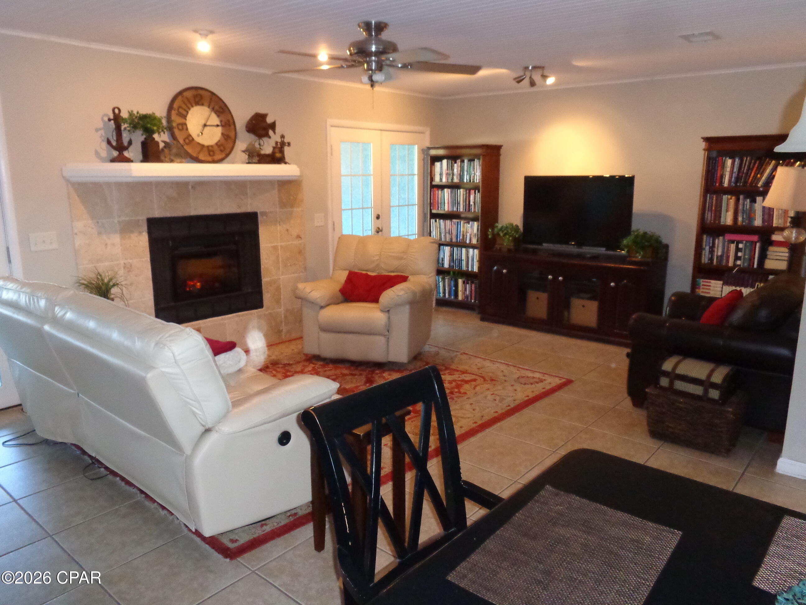 Image 15 For 1341 Capri Drive