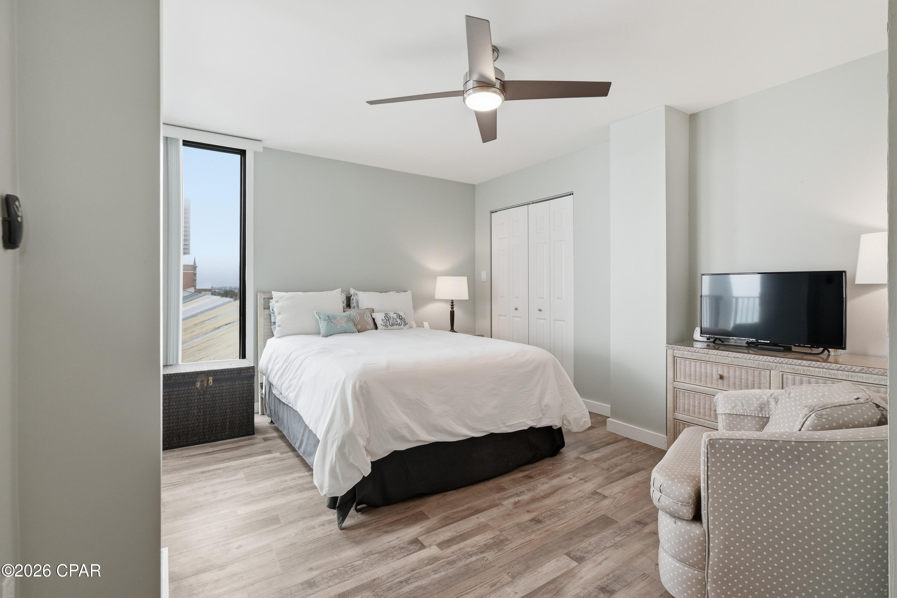 Image 28 For 17155 Front Beach Road 501w