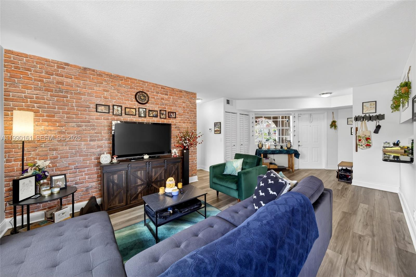 Windmill Lakes III Condo