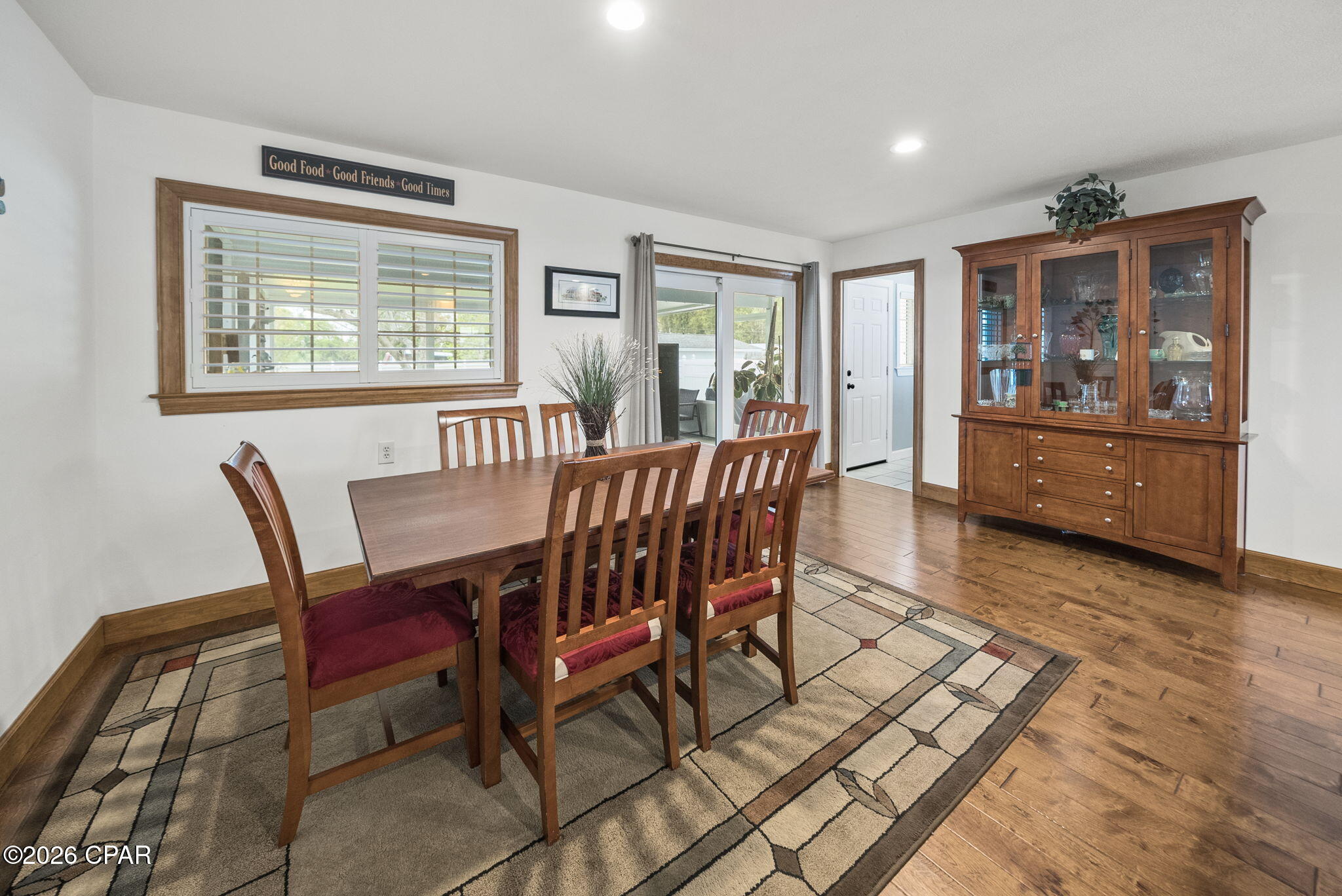 Image 13 For 2727 Michigan Avenue