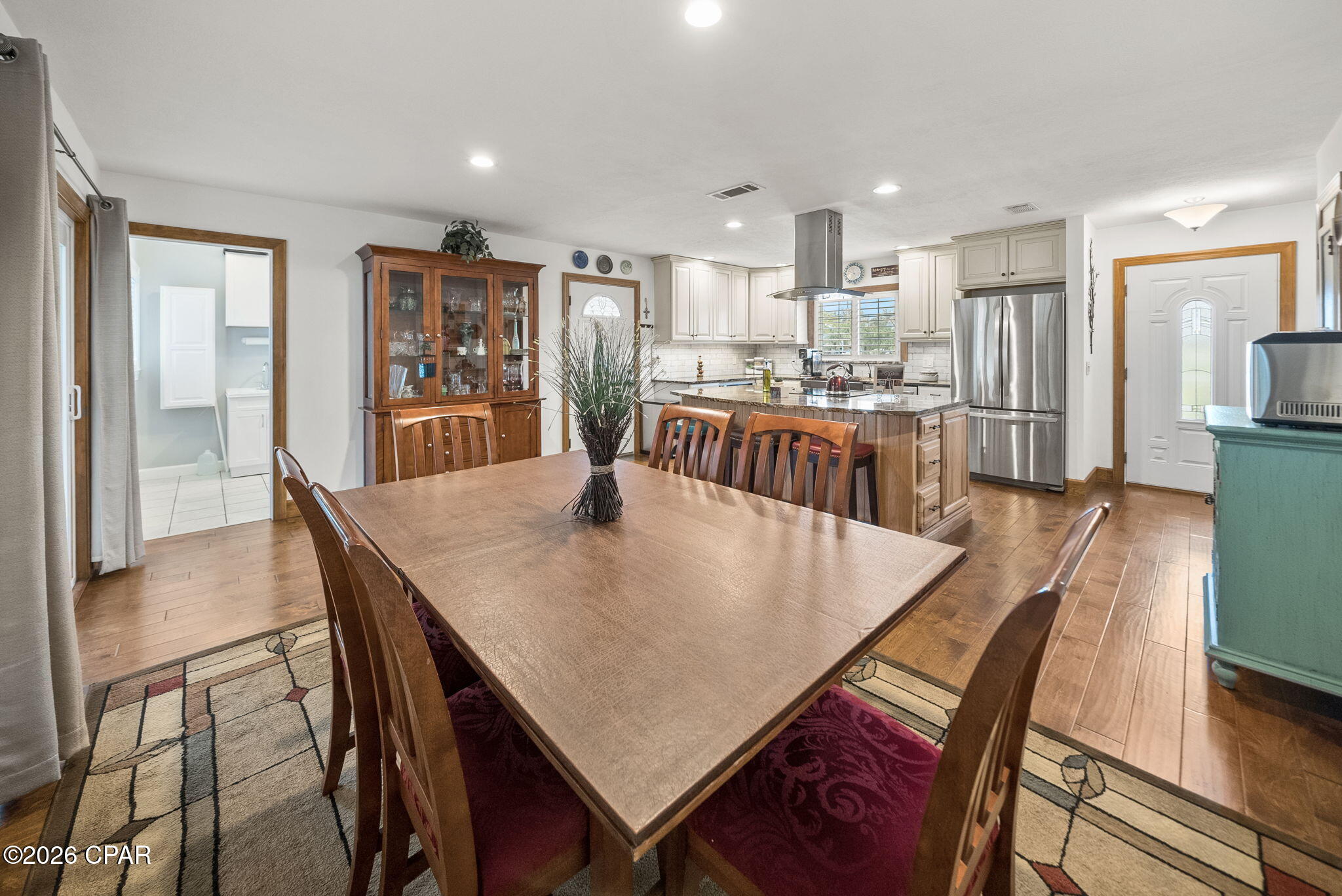 Image 15 For 2727 Michigan Avenue