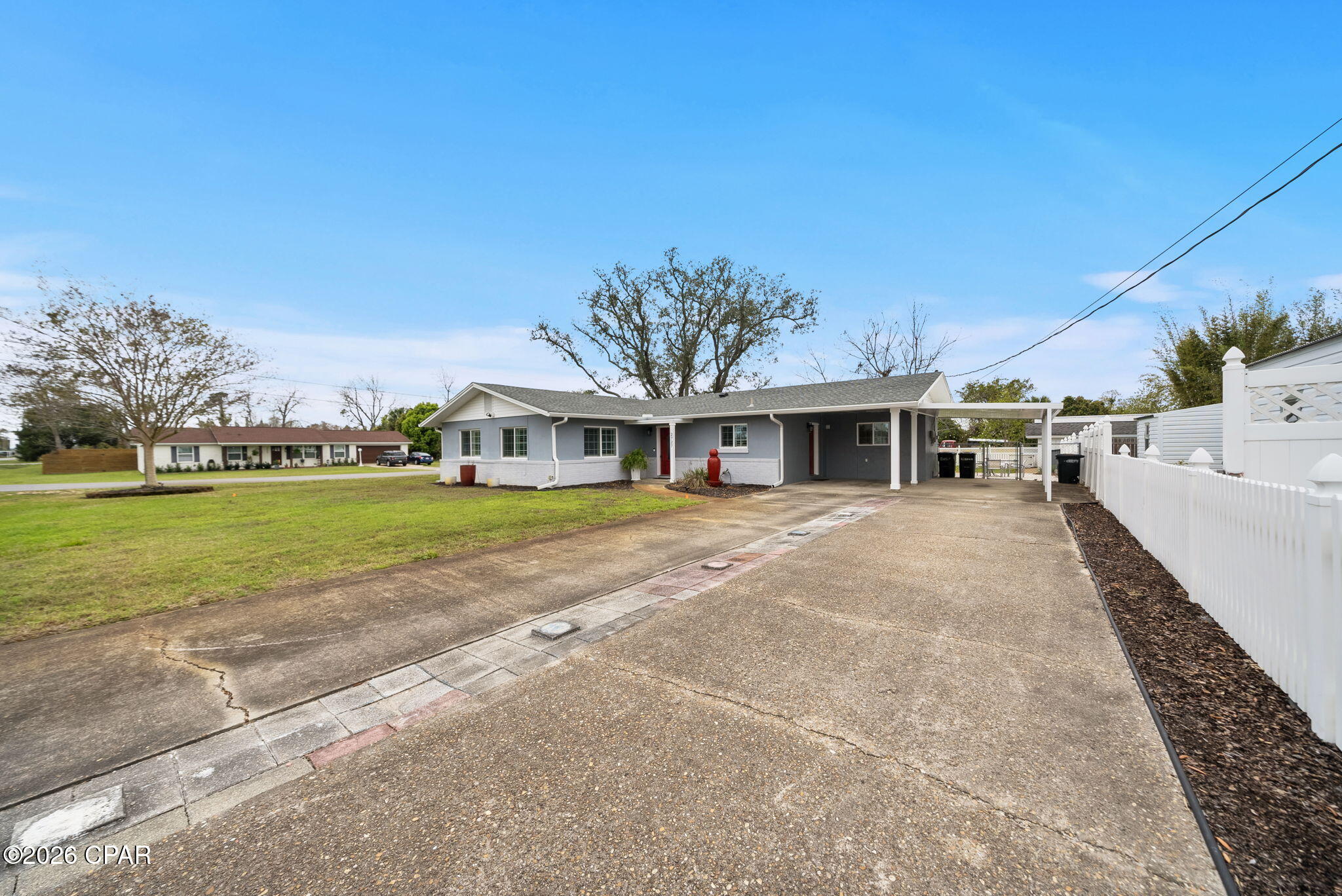 Image 4 For 2727 Michigan Avenue