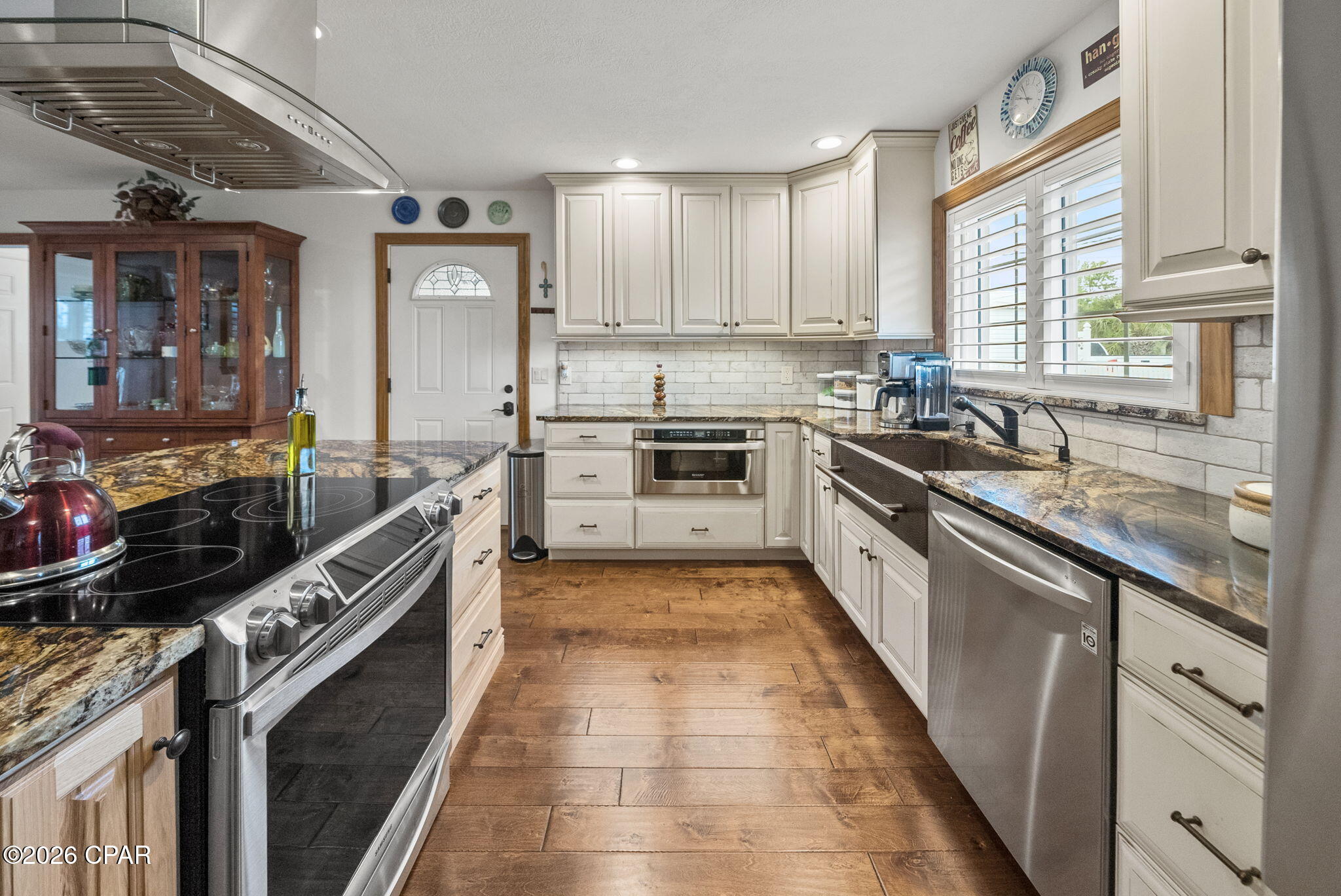 Image 9 For 2727 Michigan Avenue