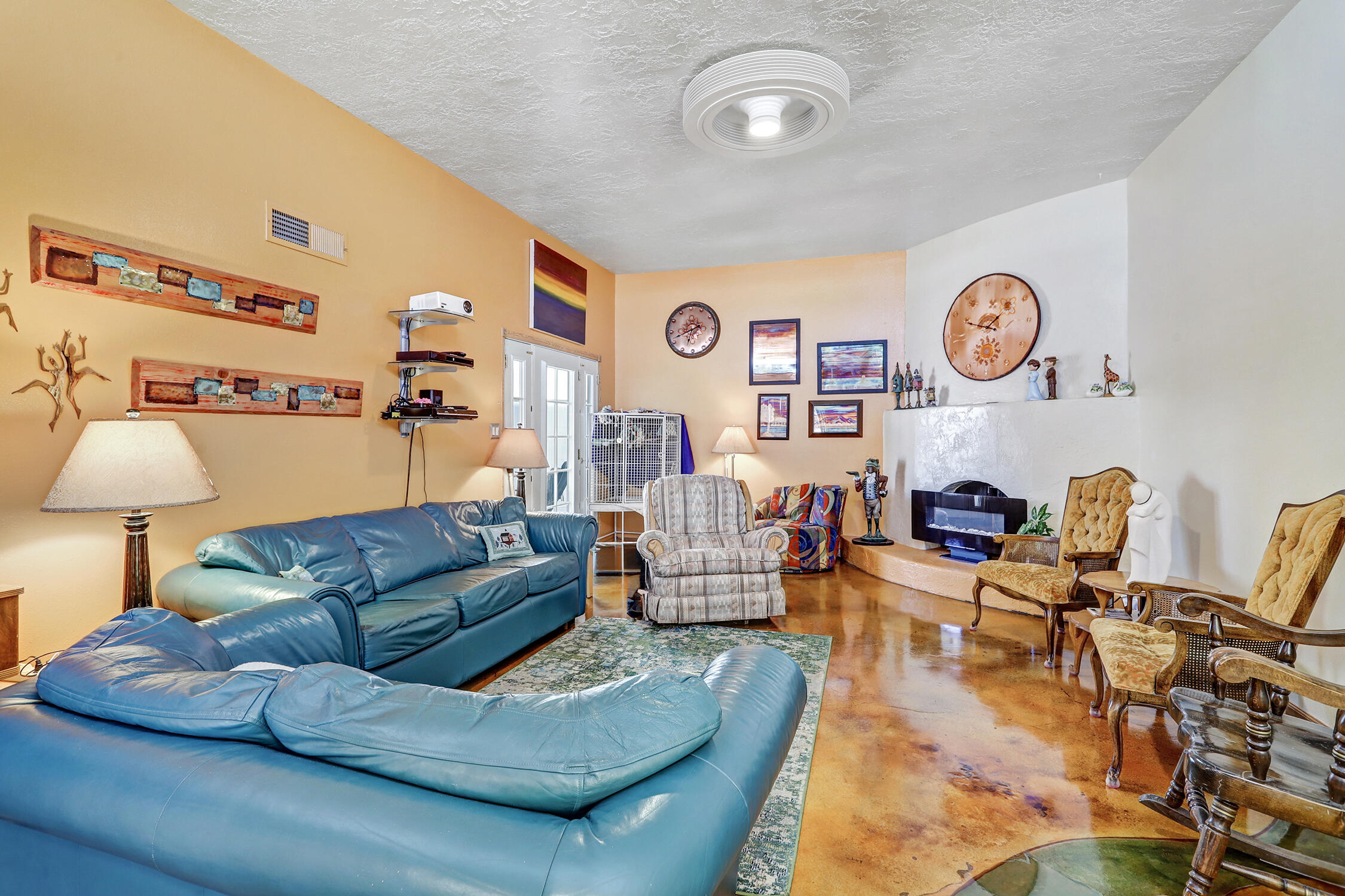 Homes for sale in Albuquerque, NM | 5 Calle Sol Se Mete Nw, Albuquerque, NM 87120 | MLS# 1100625