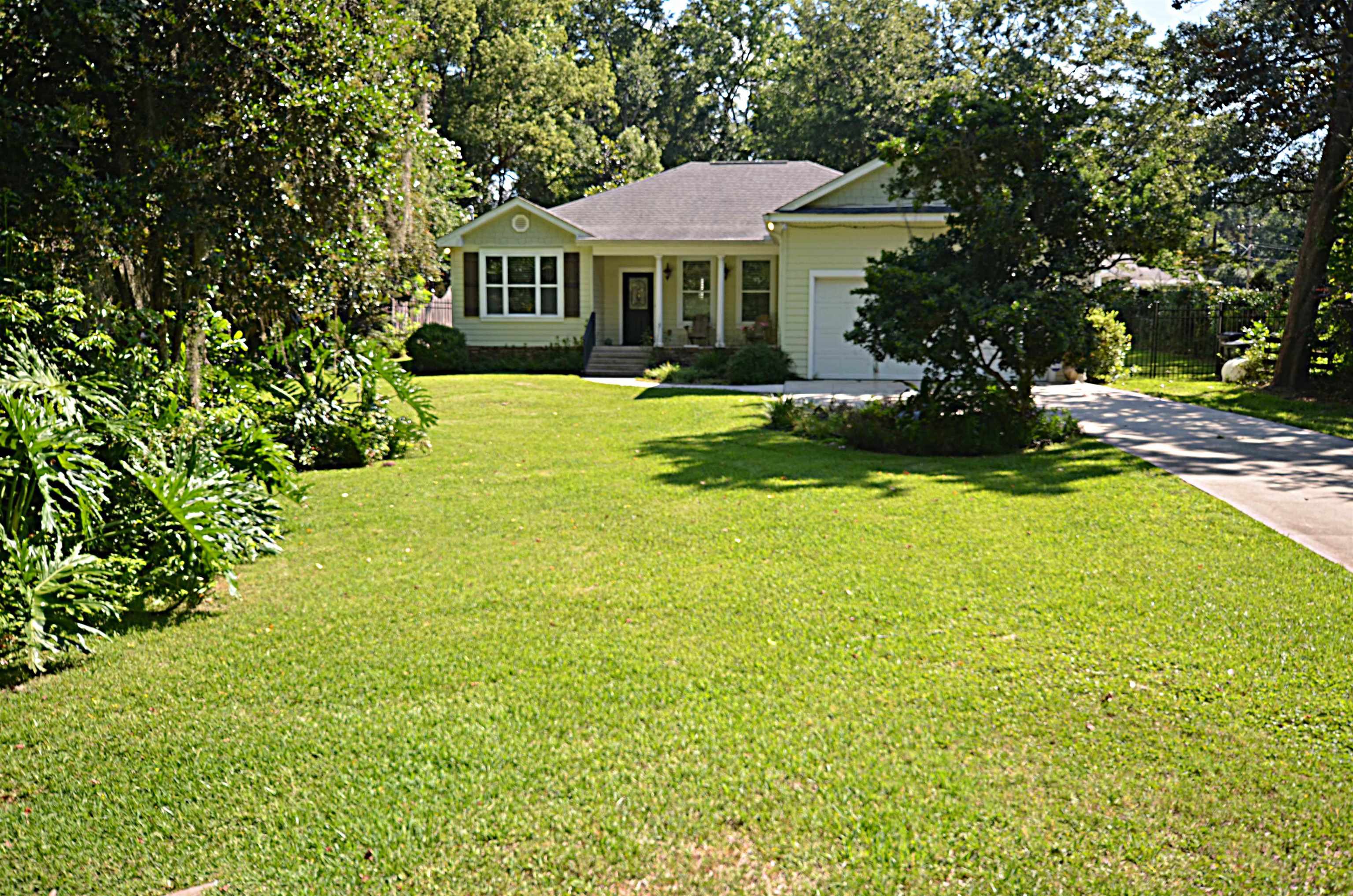 2204  Altoona Drive , Tallahassee, FL, 