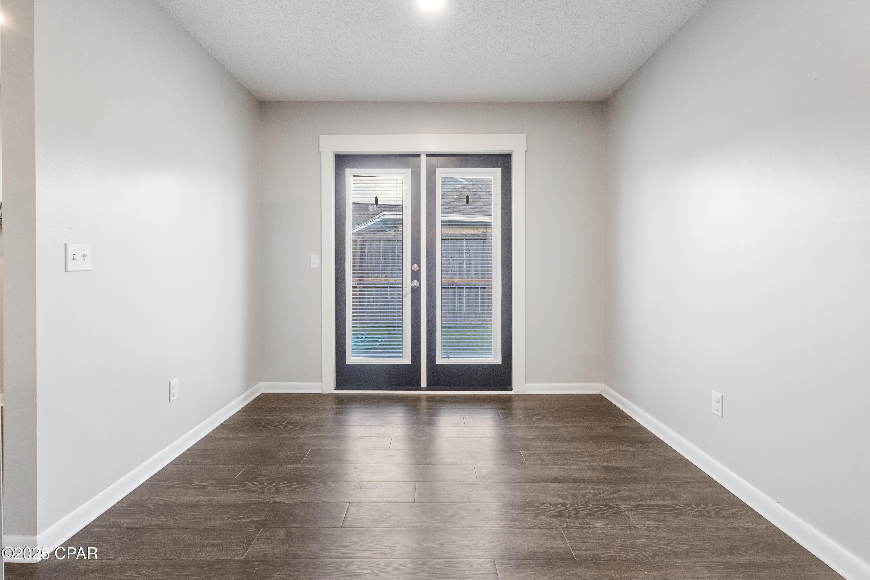Image 0 For 1615 Santa Anita Drive