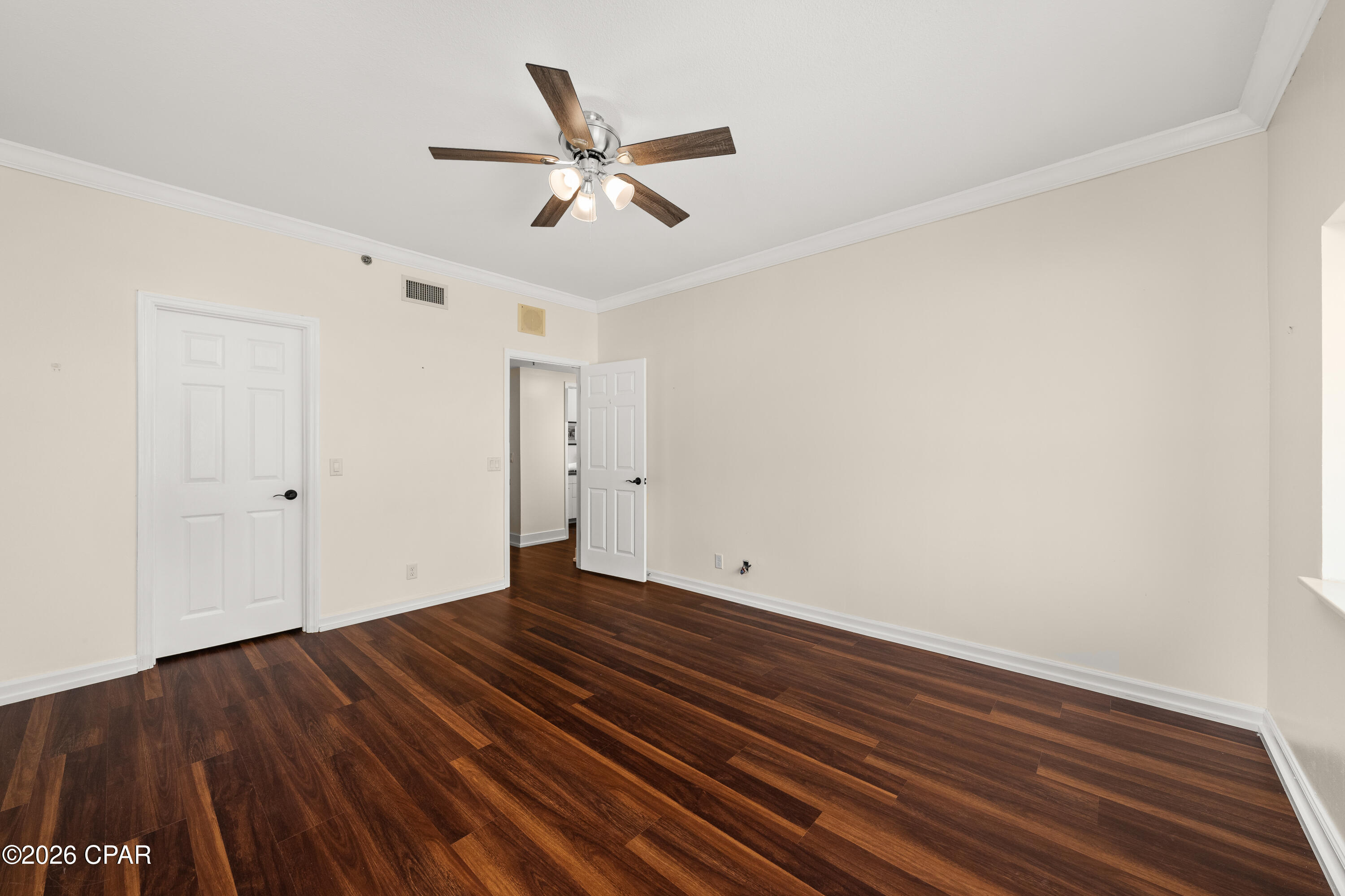 Image 32 For 6323 Thomas Drive 501a