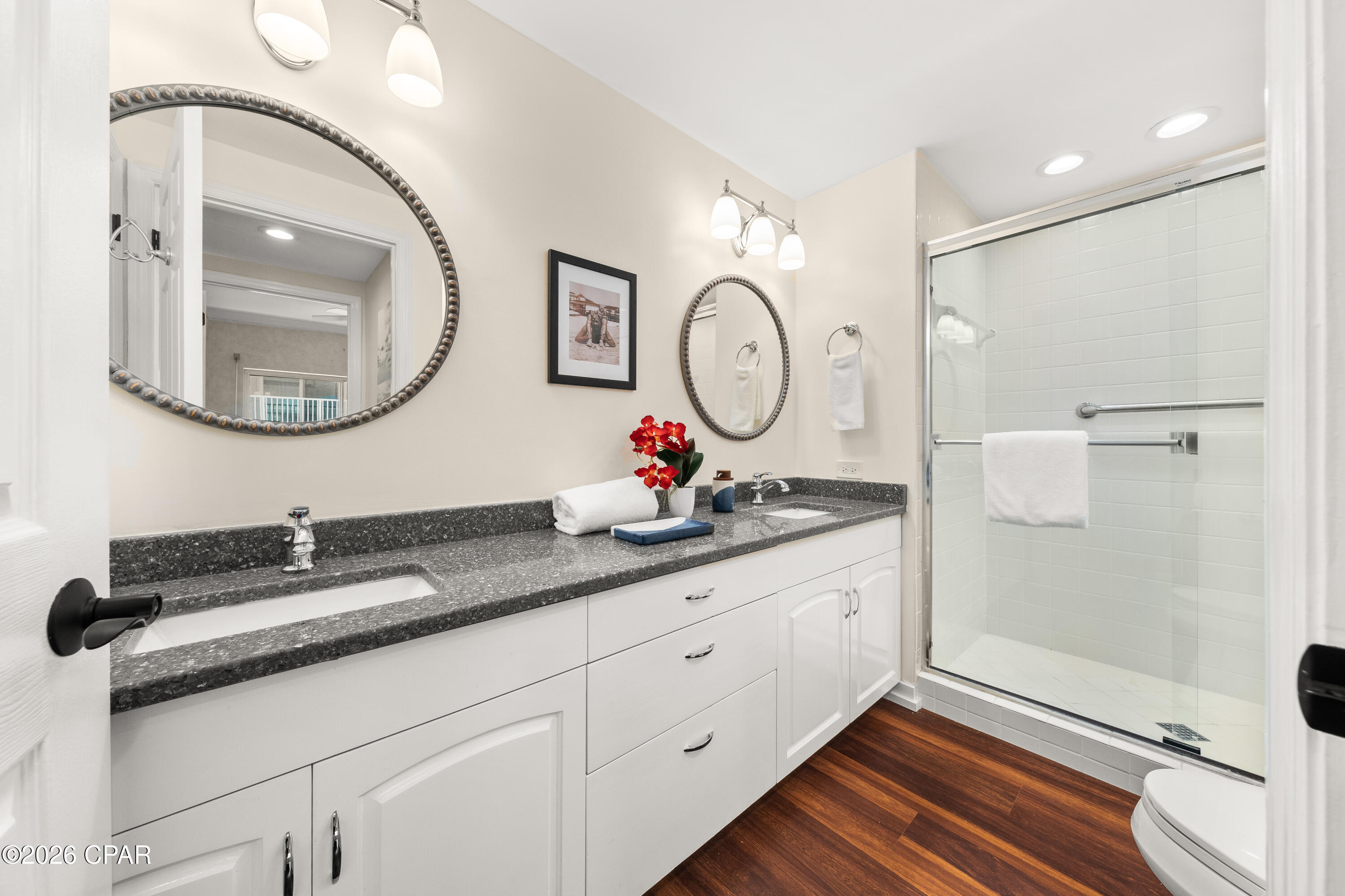 Image 34 For 6323 Thomas Drive 501a