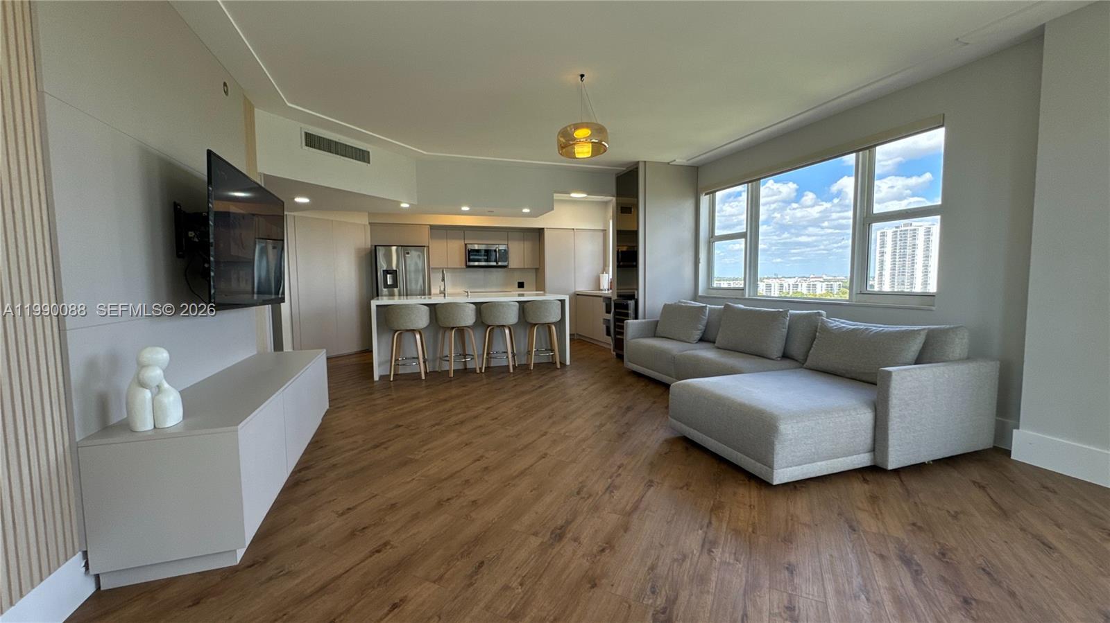 Turnberry Vlg No Tower Co