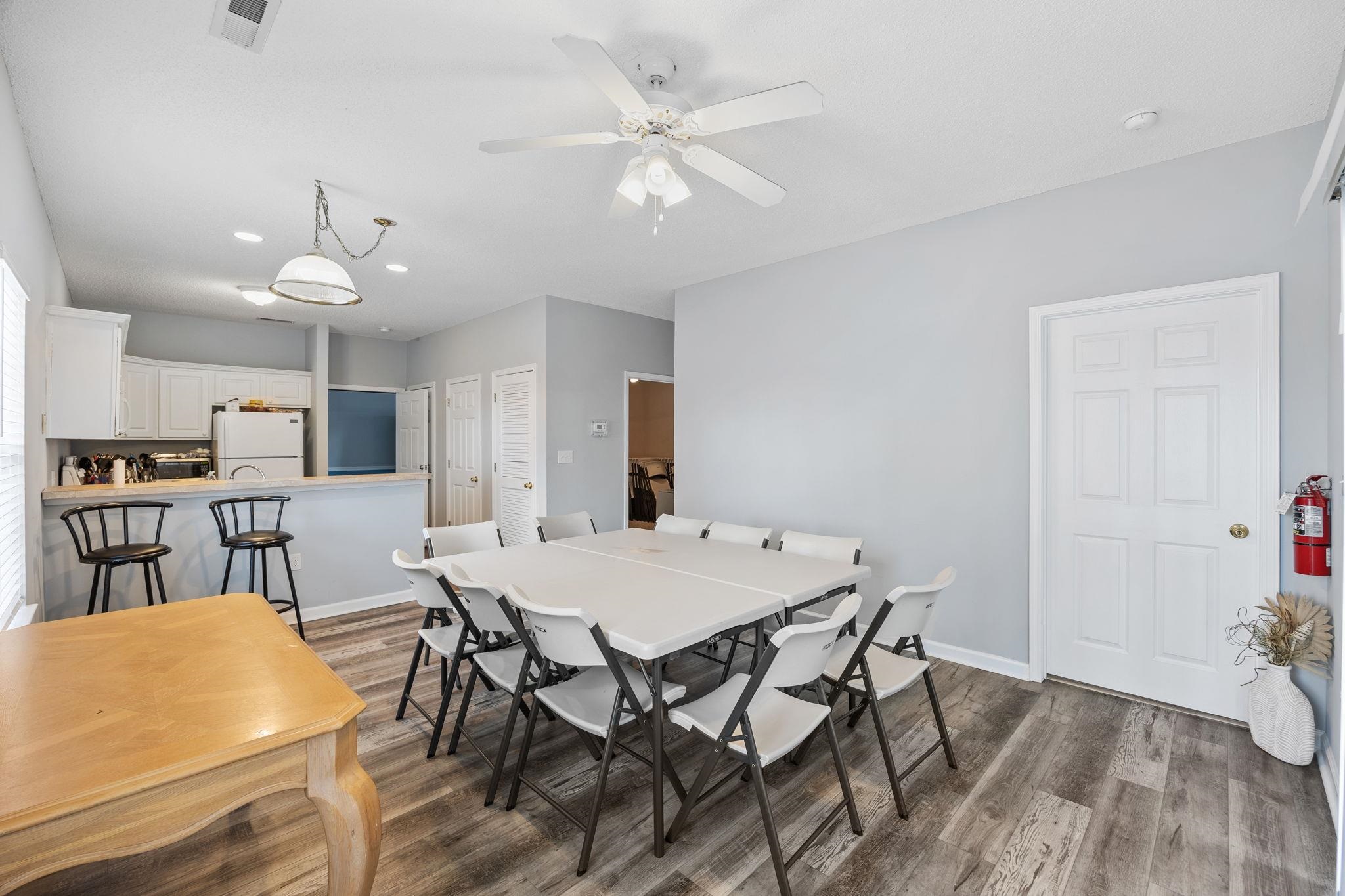373 Sun Colony Blvd. 