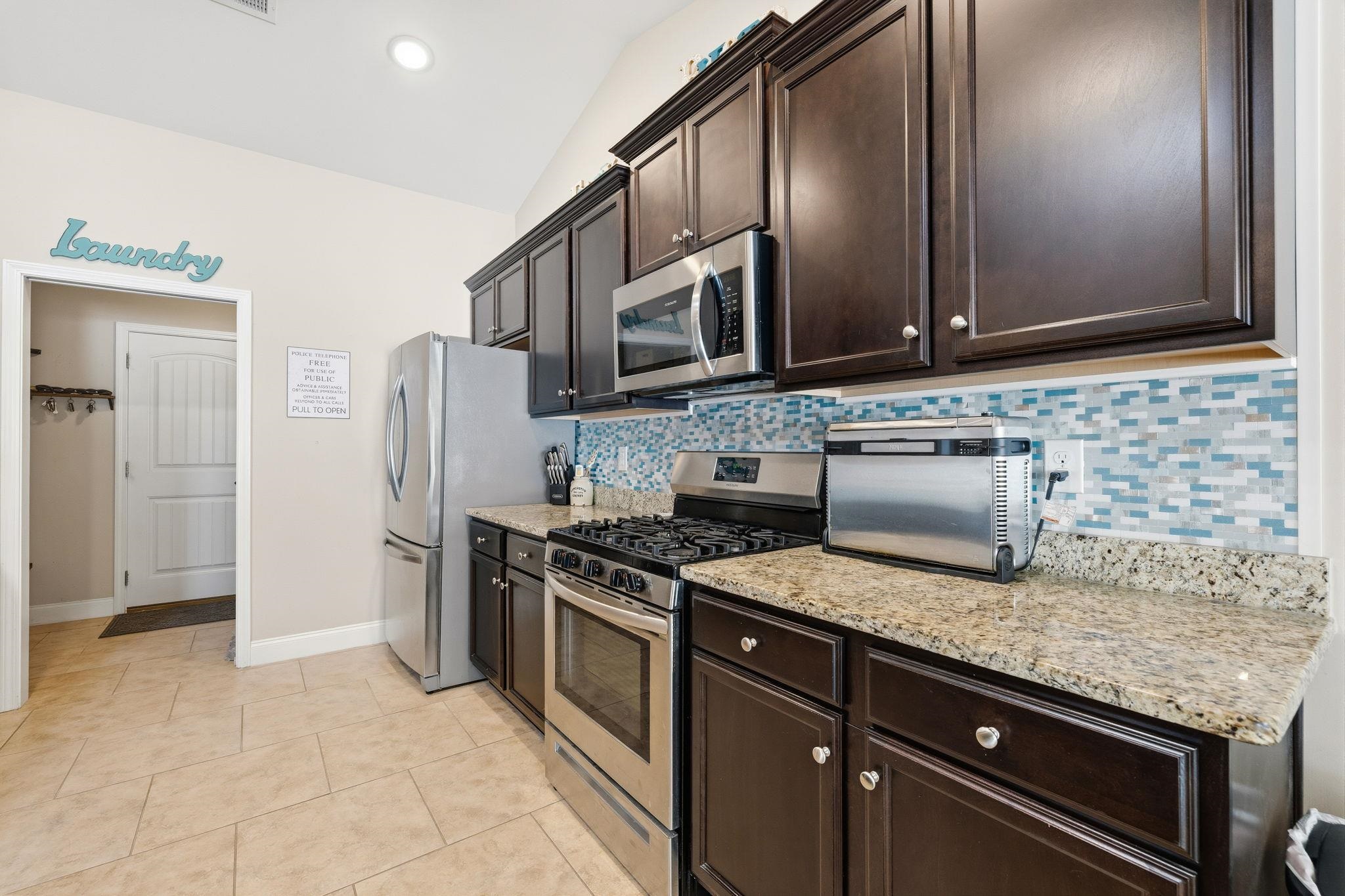373 Sun Colony Blvd. 