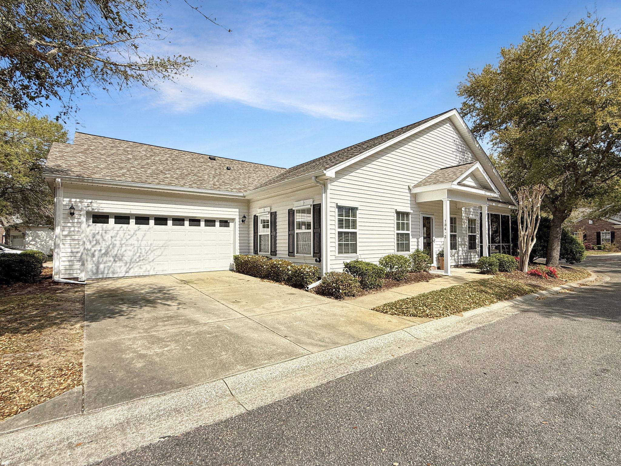 184-2 Red Rose Blvd. 