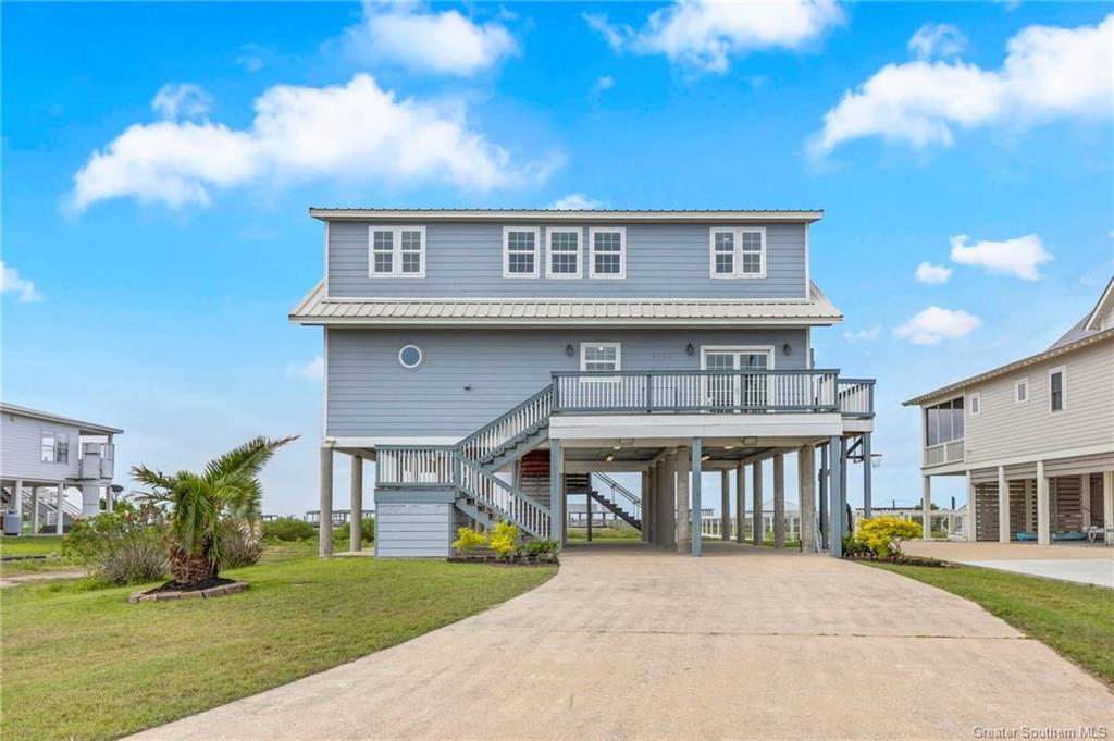 3785 Lake Breeze Road