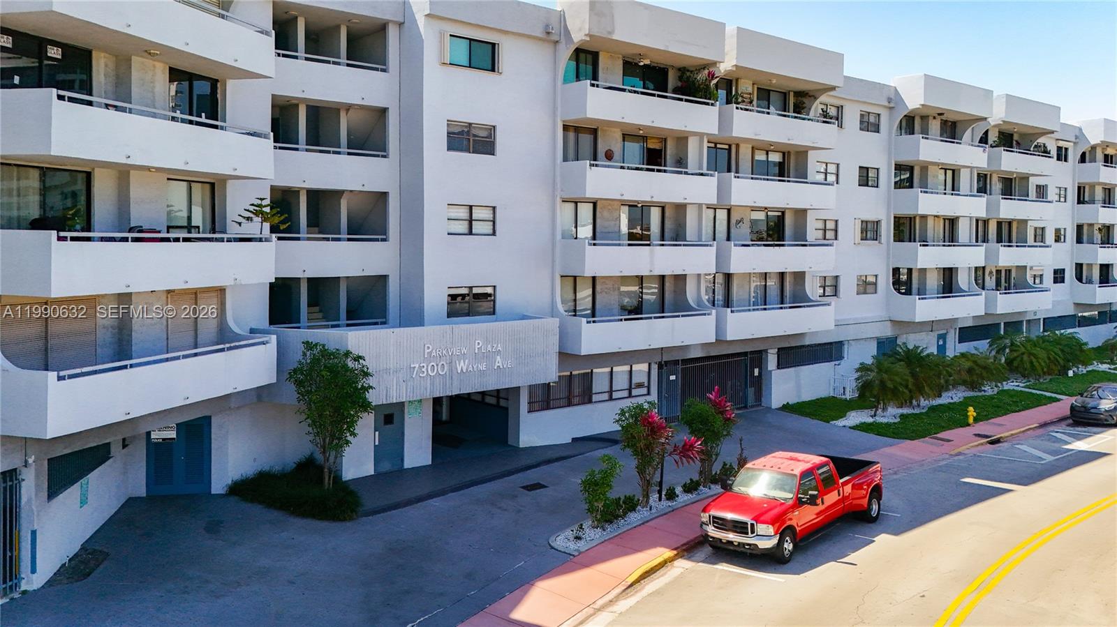 Parkview Plaza Condo