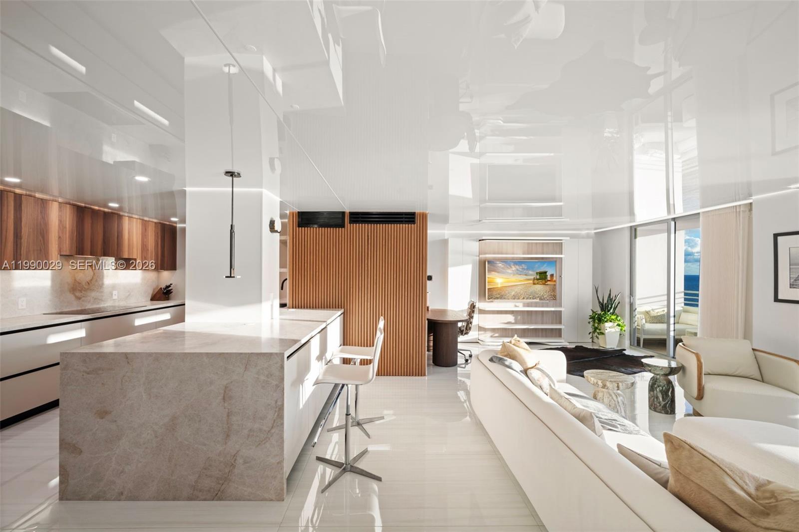 Oceanside Plaza Condo