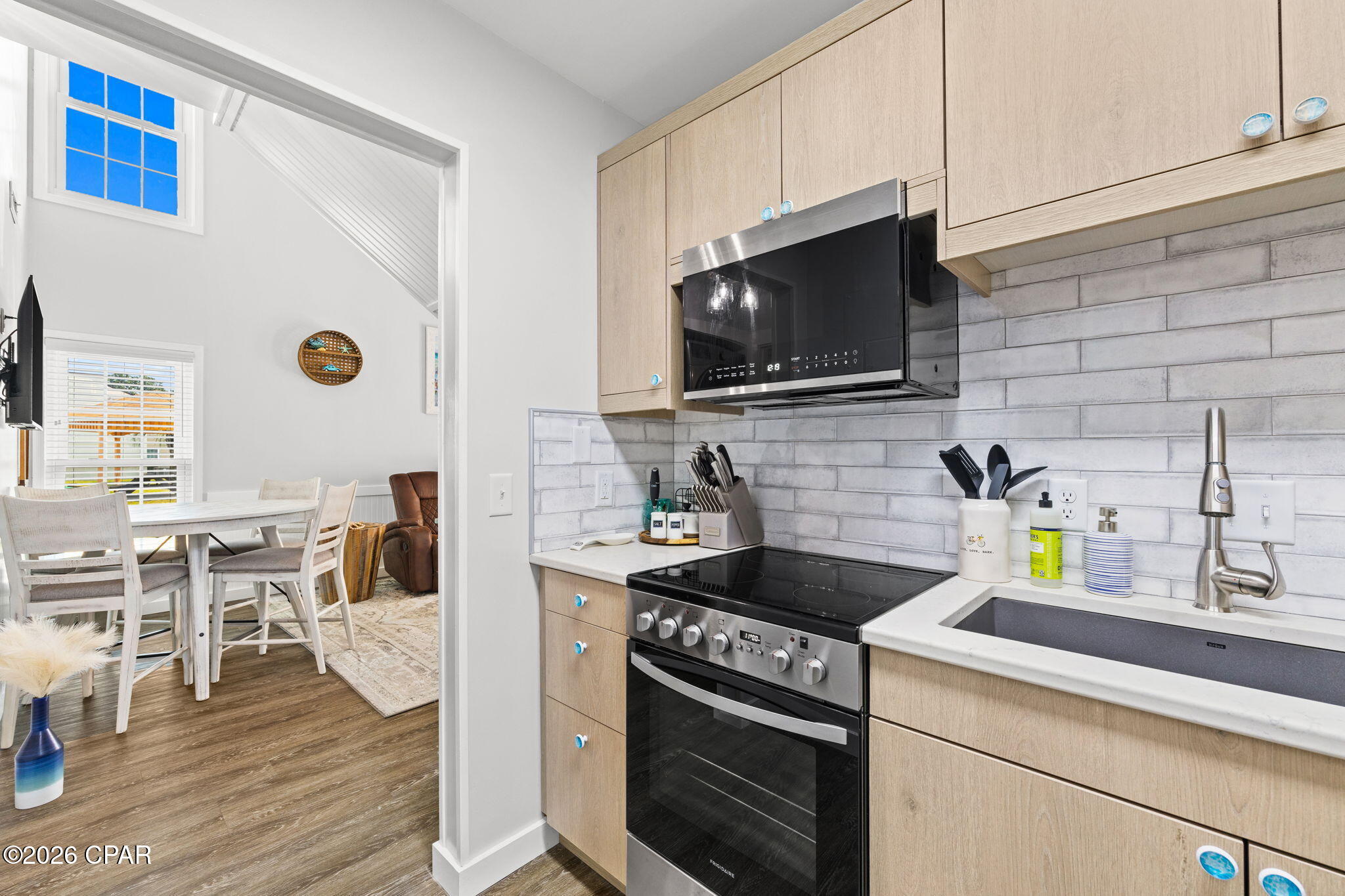 Image 9 For 17462 Front Beach Road 39a