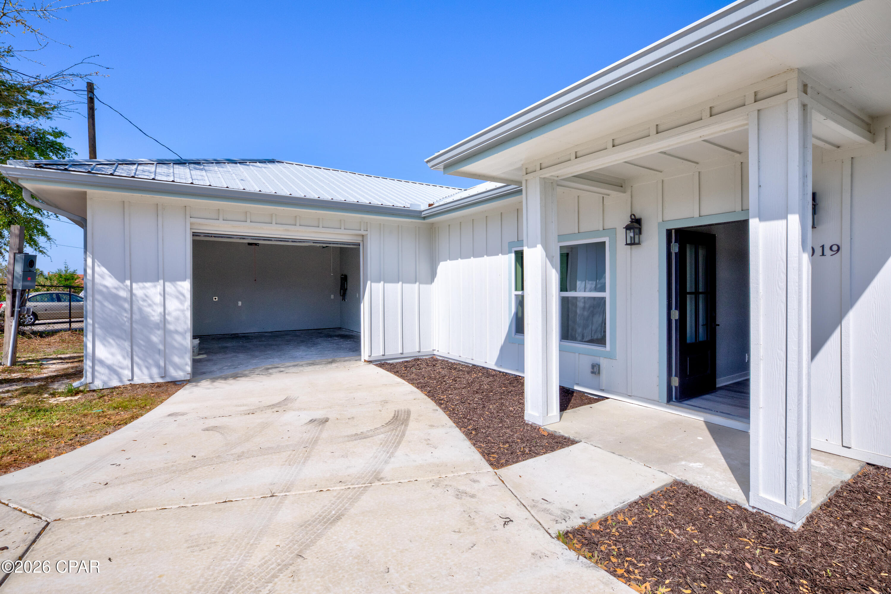 Image 4 For 9019 Pecan Avenue