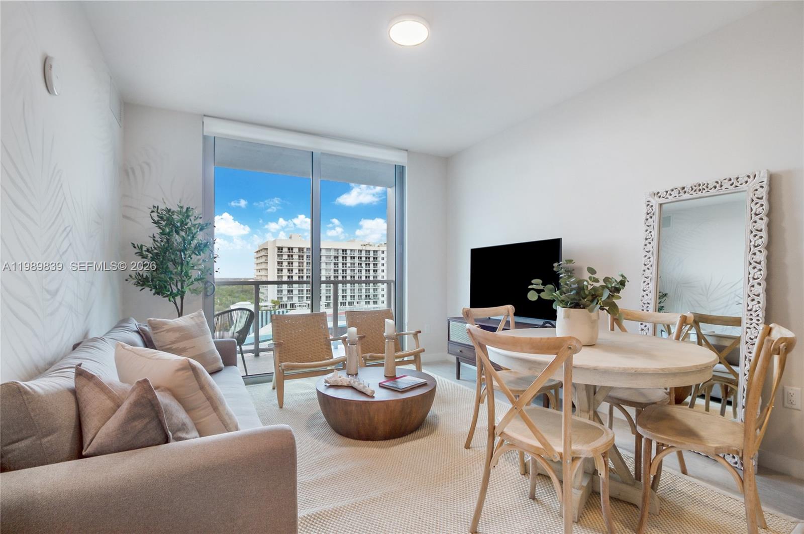 AMAZING OPPORTUNITY BEAUTIFUL 1-BDRM CONDO IN THE BEST CONDO BUILDING IN THE MIAMI DESIGN DISTRICT, ONLY 15 MIN AWAY FROM AIRPORT AND BEACH. UNIT COMES FULLY FURNISHED INCLUDING ACCESSORIES & APPLIANCES, BALCONY AND MODERN KITCHEN. THE AMENITIES INCLUDE A RESORT-STYLE POOL AREA WITH SCENIC VIEWS OF THE BAY, GYM,BBQ AREA, BUSINESS LOUNGE, AIR-CONDITIONED BIKE STORAGE, SELF-SERVICE PET GROOMING STATION, ELECTRIC-CAR CHARGERS, ETC. MANAGED BY NOMADA RESIDENCES.