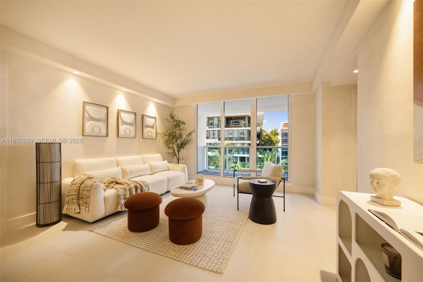 Roney Palace Condo