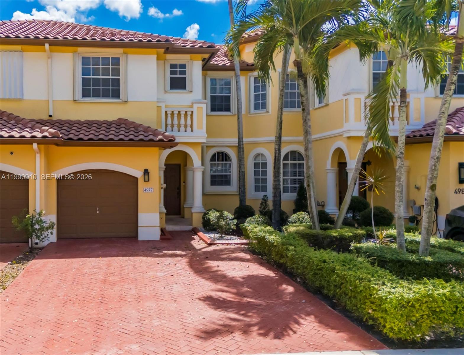 Santorini At Vizcaya