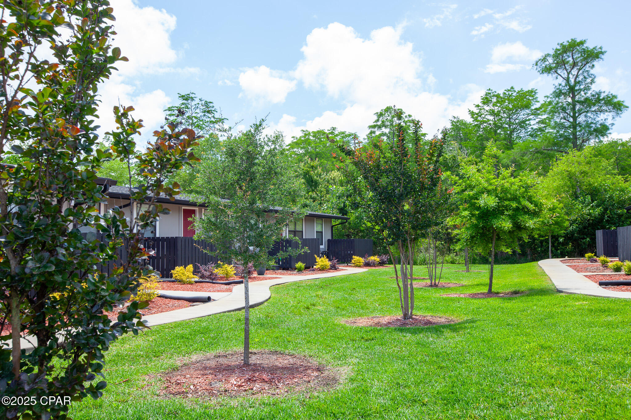 Image 12 For 425 19th Street