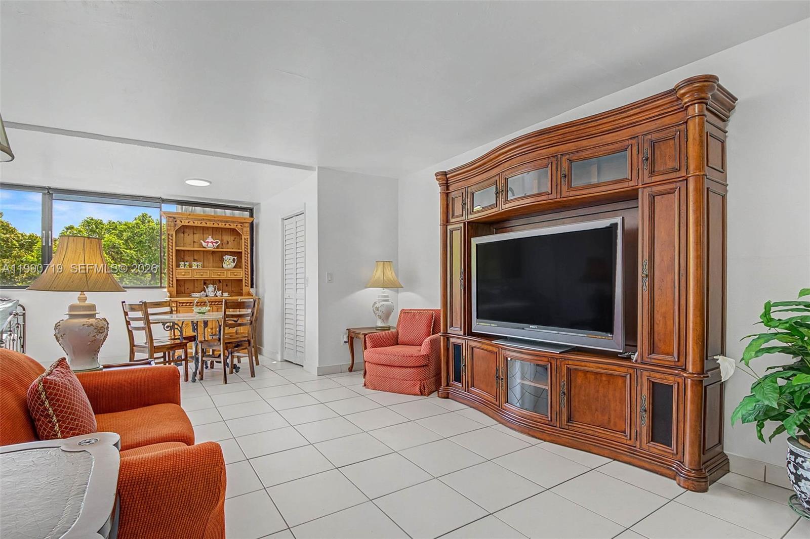 Property photo # 4
