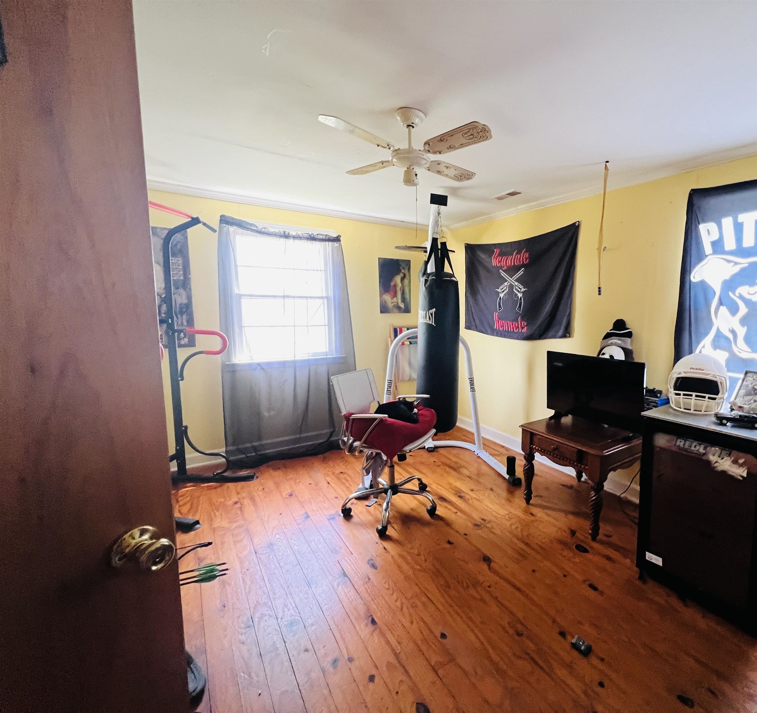 2608043 | Photo 32