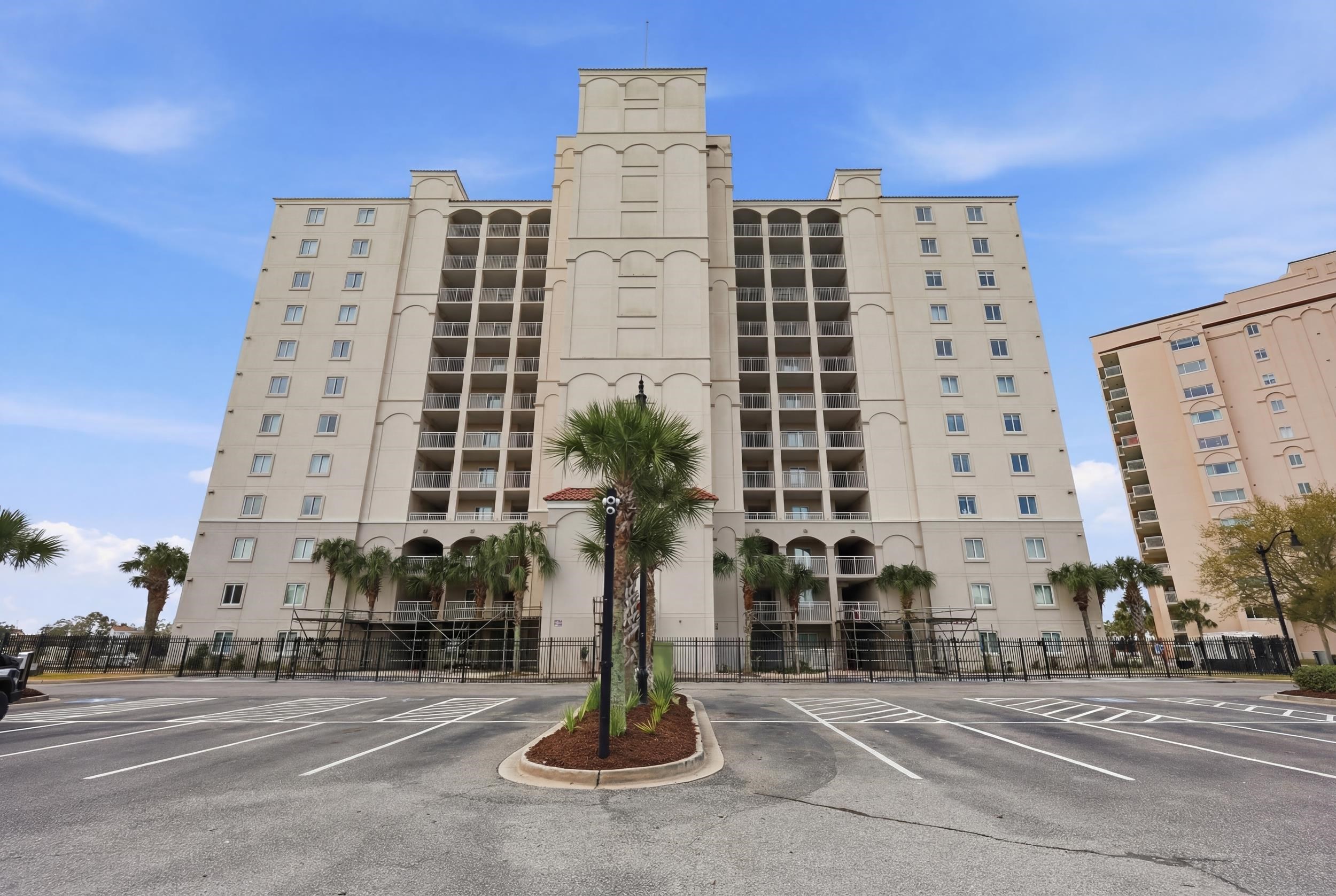 2151 Bridge View Ct. UNIT 1-602 North Myrtle Beach, SC 29582