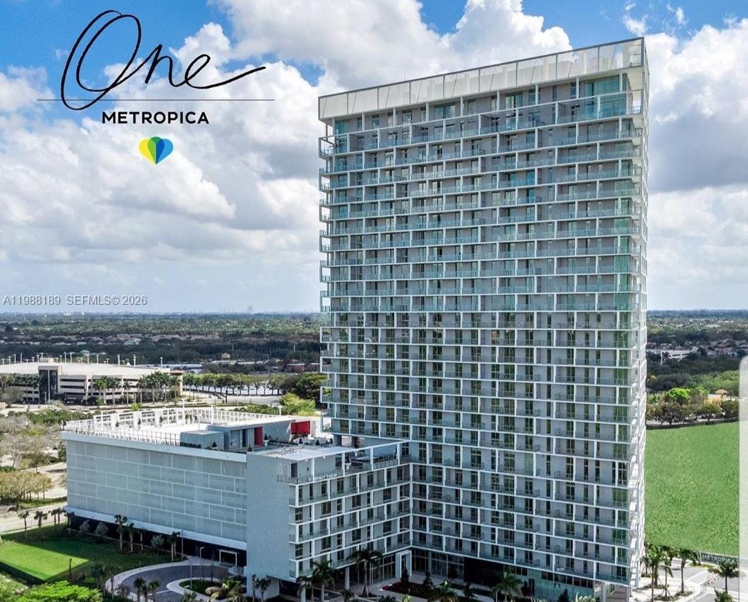 Metropica North Tower One