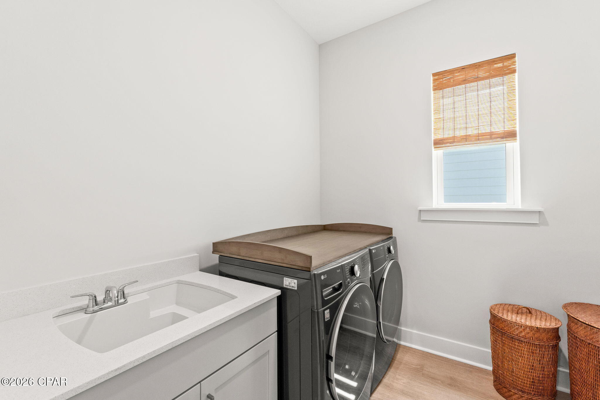 Image 48 For 917 Camp Fire Circle