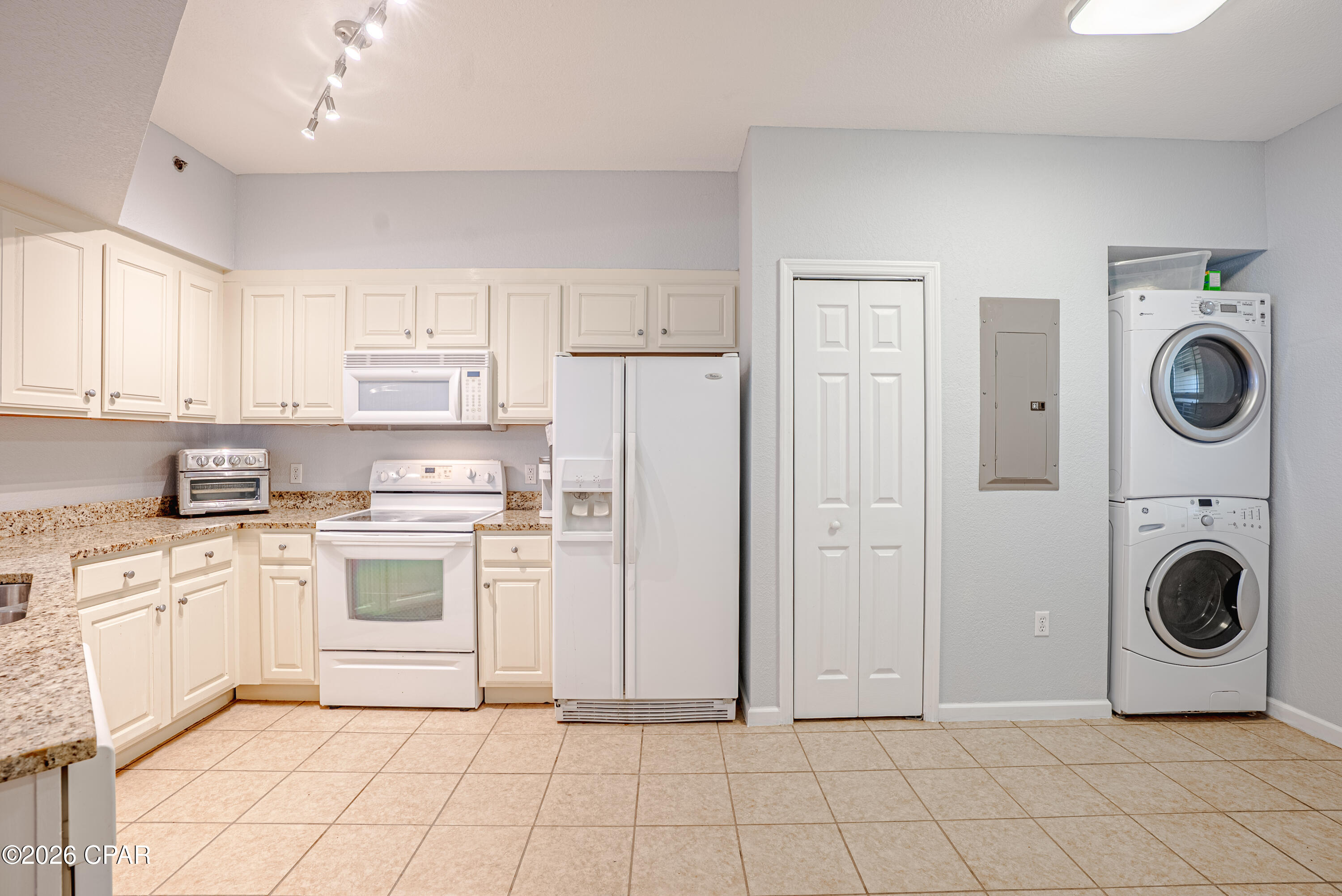 Image 21 For 6500 Bridge Water Way 305