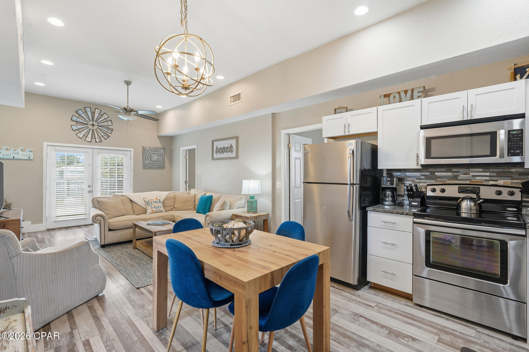 Image 3 For 204 Carol Place