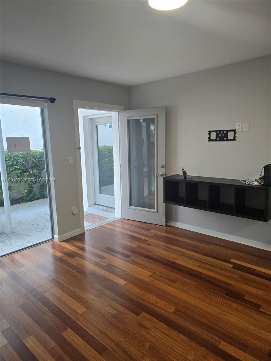 Property photo # 4
